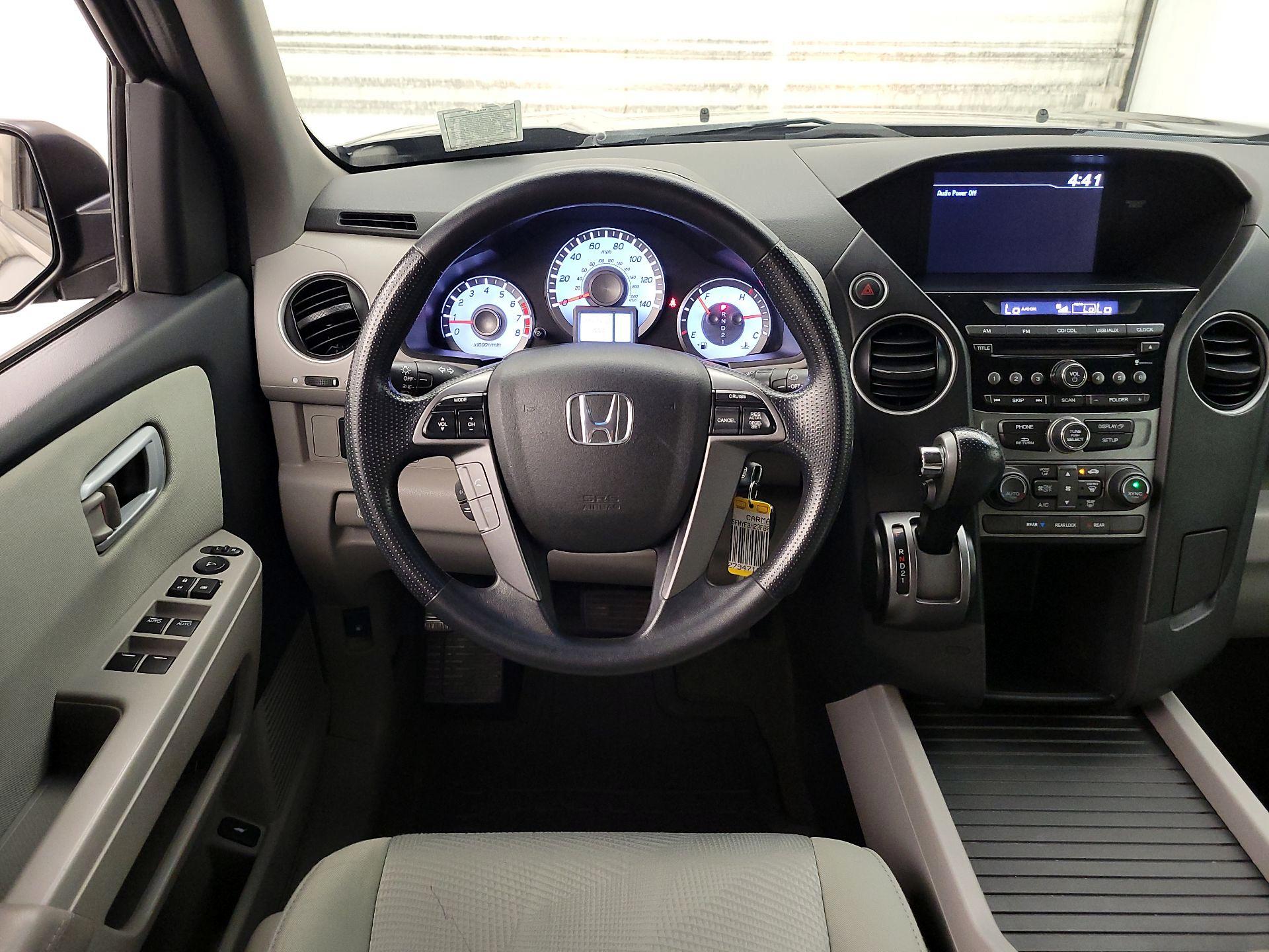 Thumbnail: 2015 Honda Pilot - 10