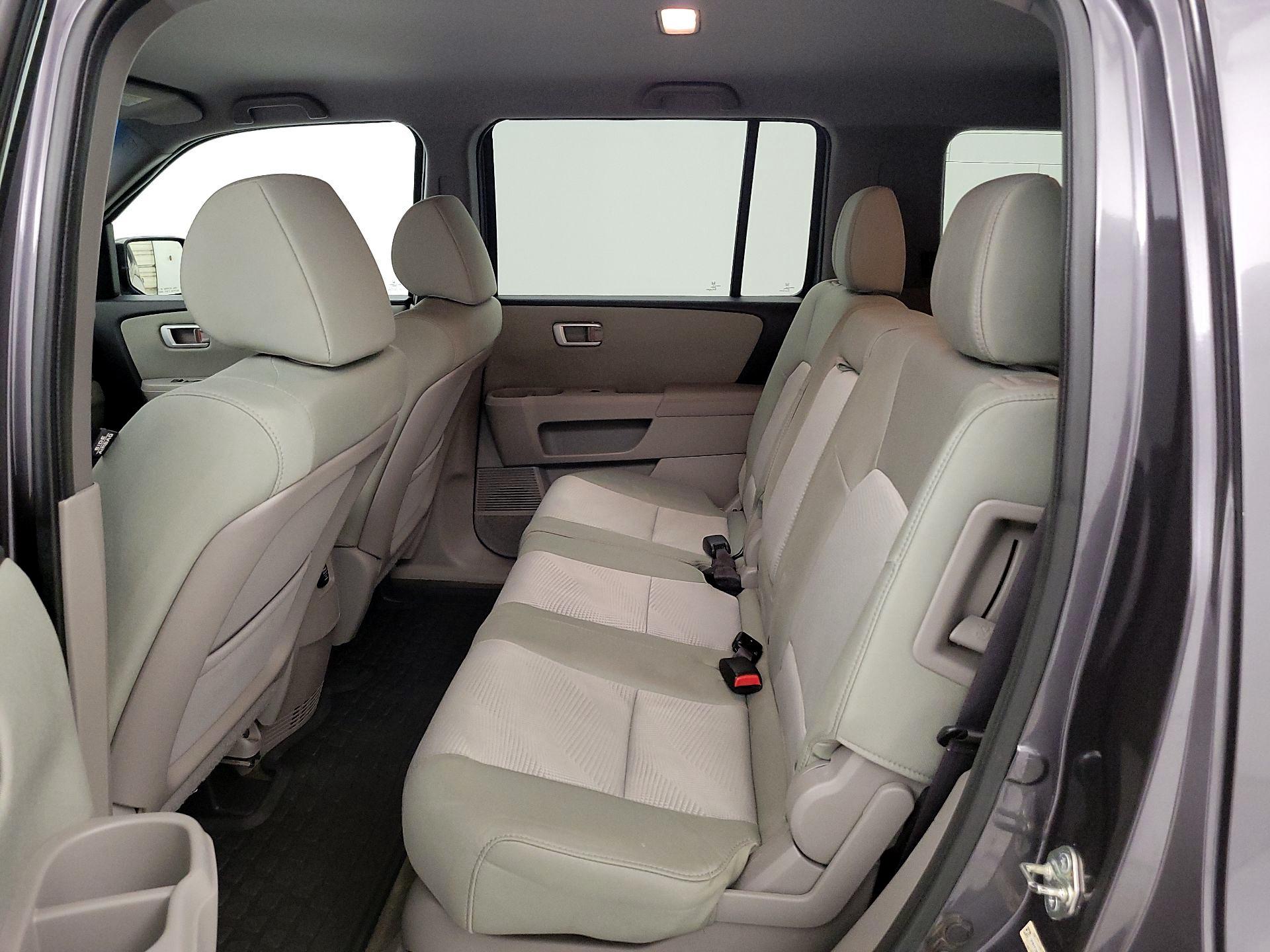 Thumbnail: 2015 Honda Pilot - 19
