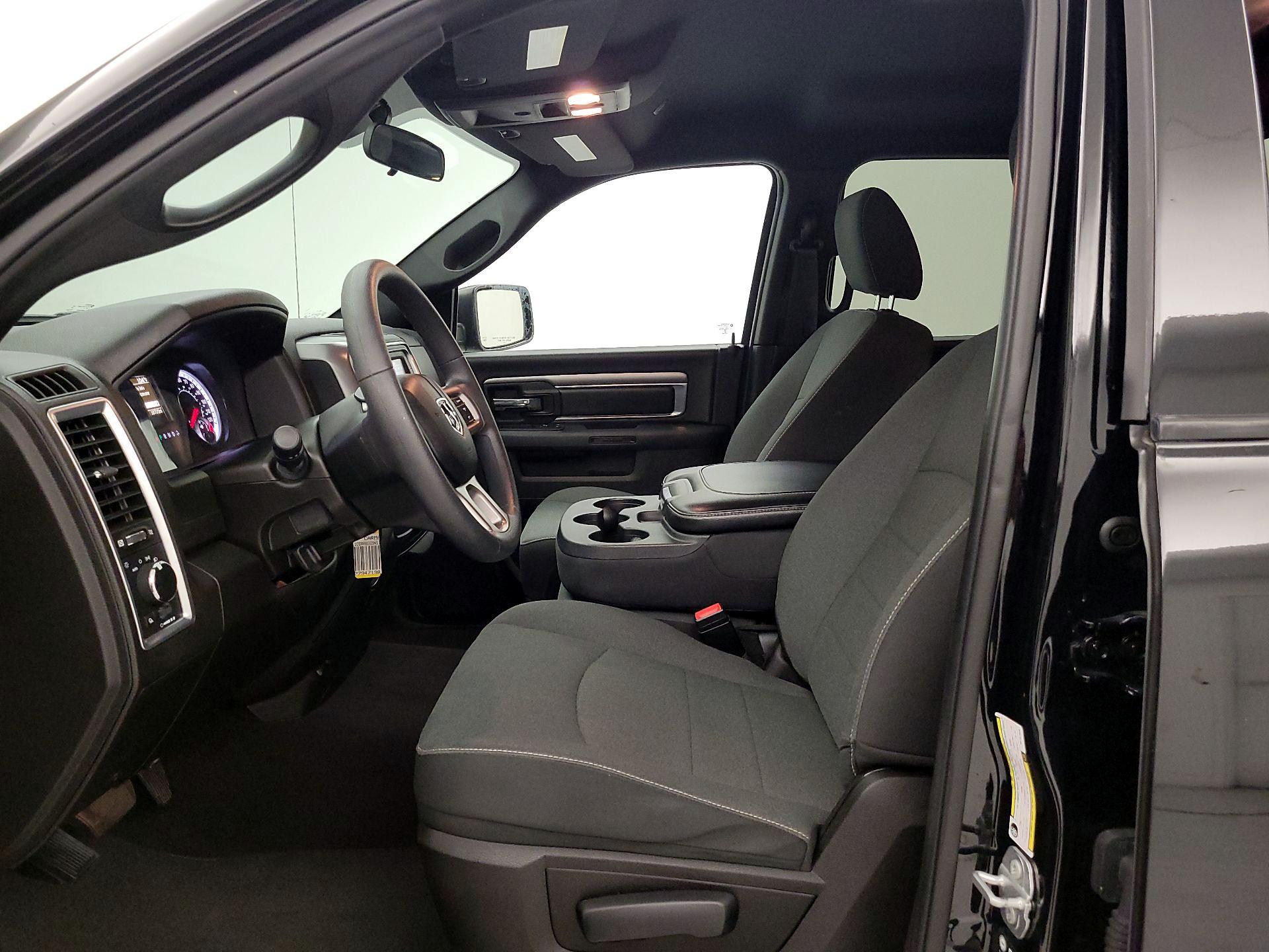 Thumbnail: 2022 RAM 1500 Classic - 11