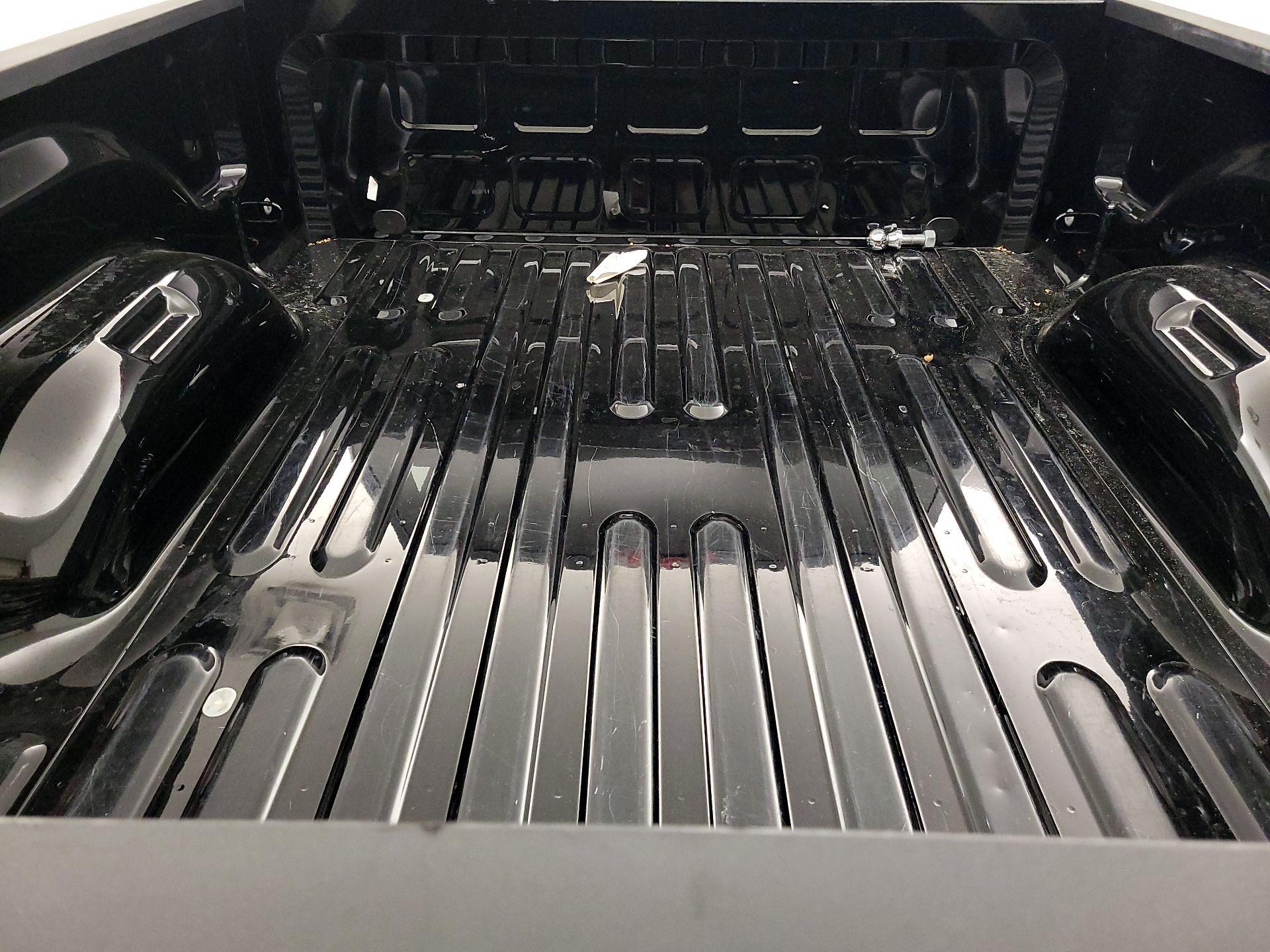Thumbnail: 2022 RAM 1500 Classic - 20