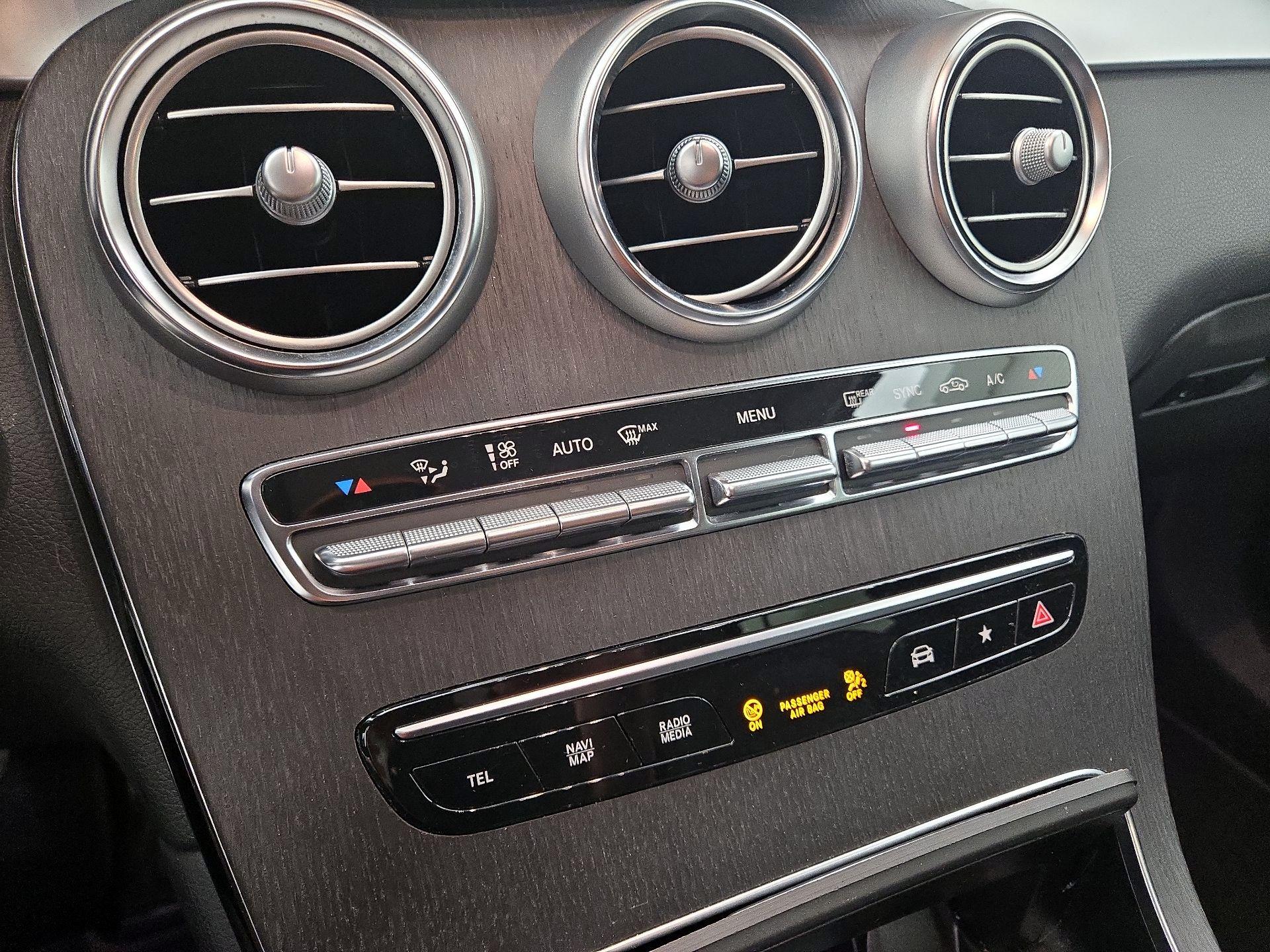 Thumbnail: 2022 Mercedes-Benz GLC - 15