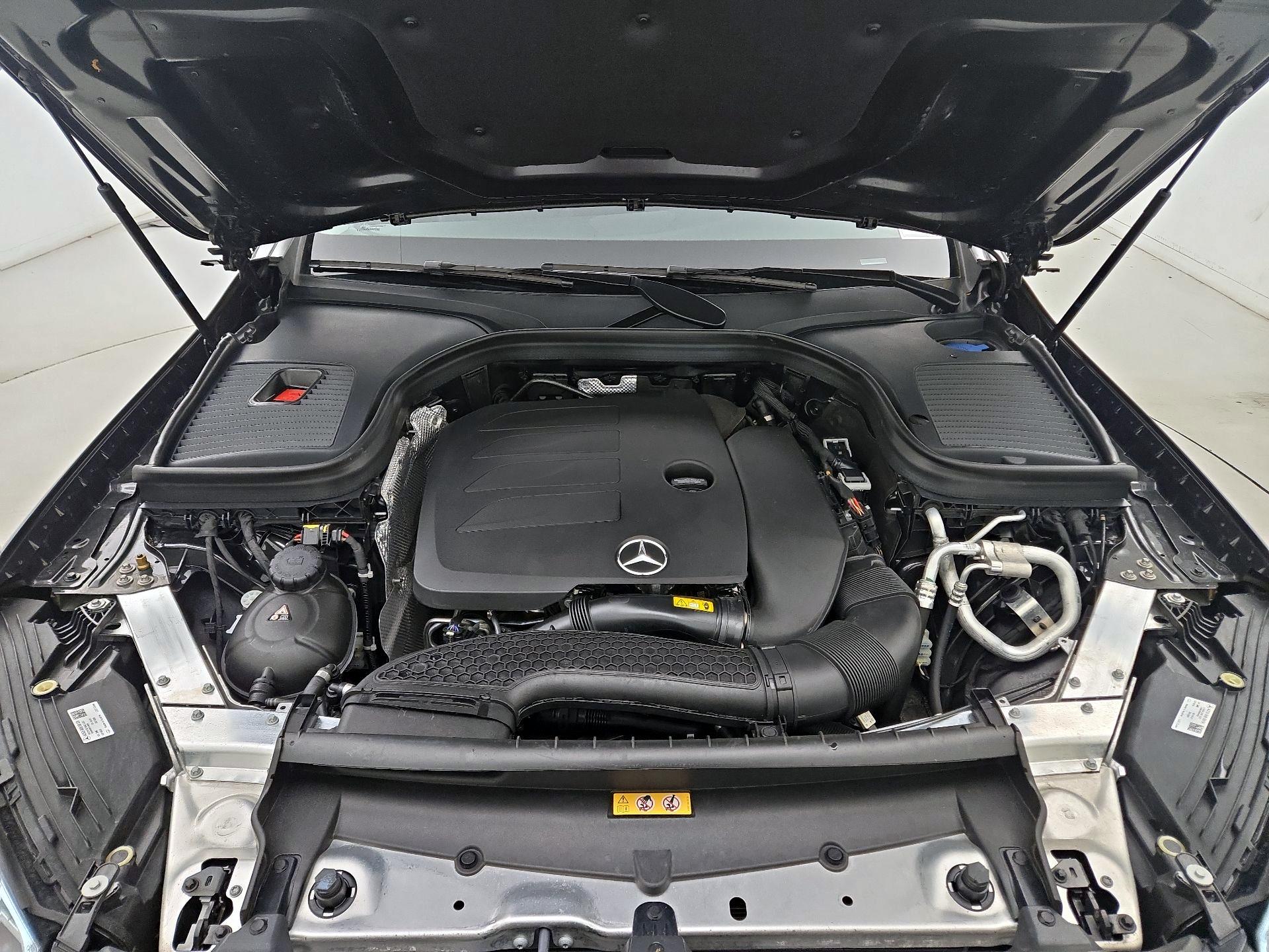 Thumbnail: 2022 Mercedes-Benz GLC - 19