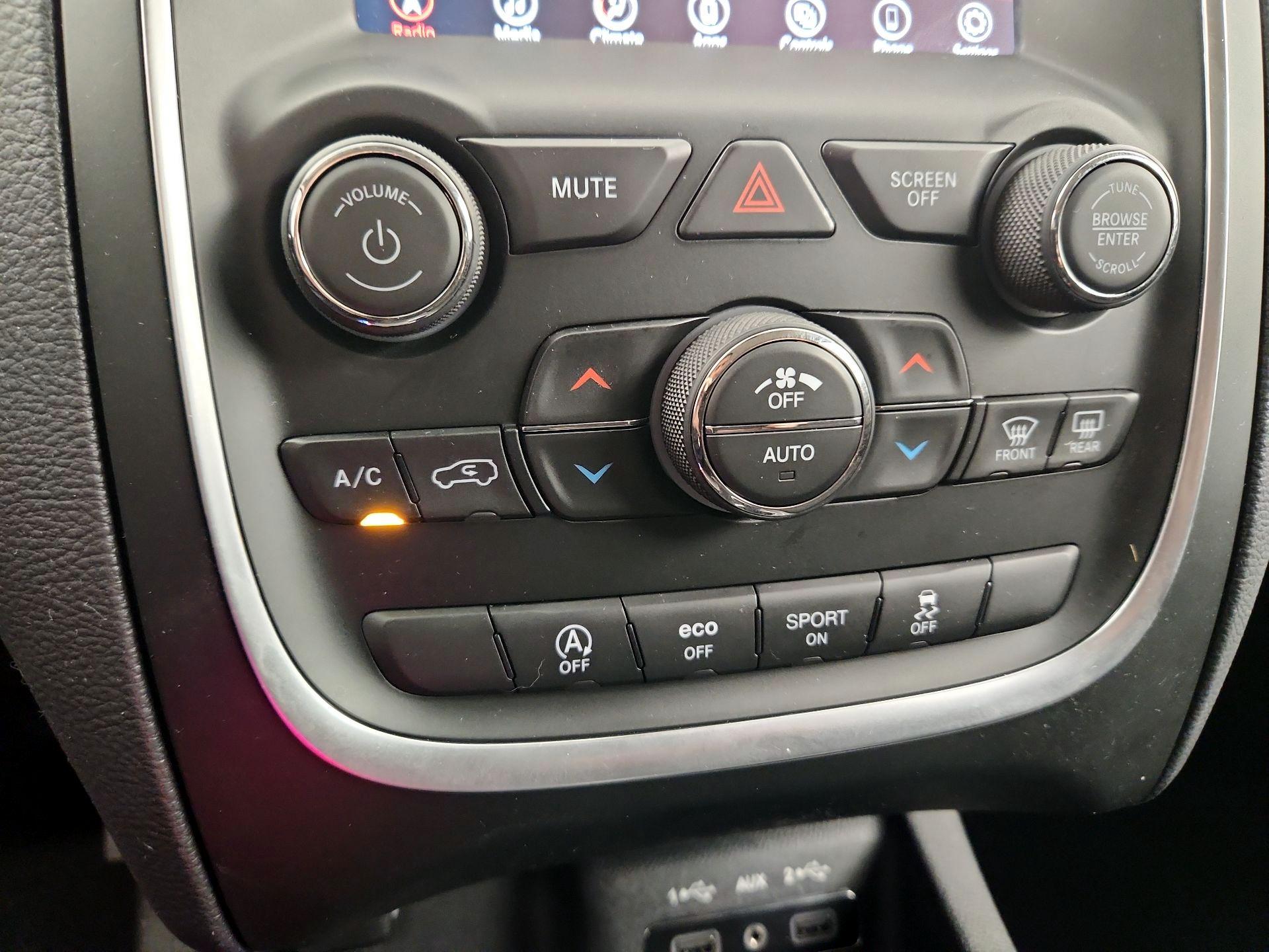 Thumbnail: 2020 Dodge Durango - 16