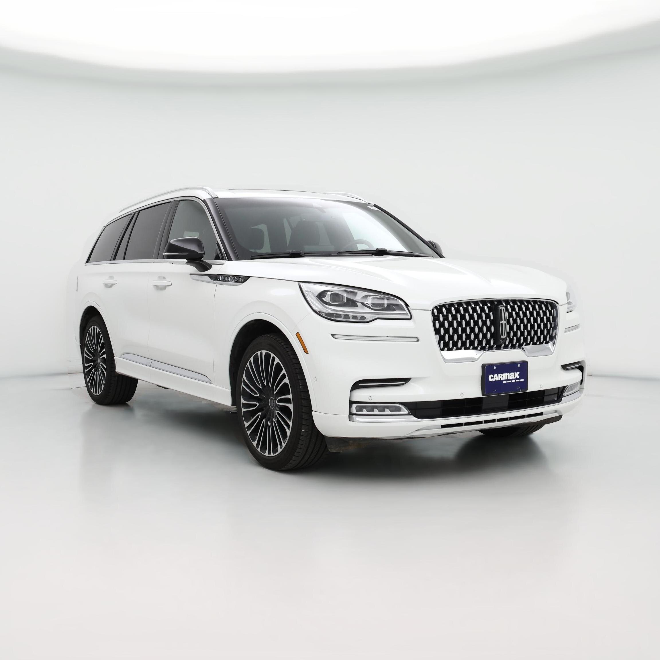 Thumbnail: 2023 Lincoln Aviator - 1