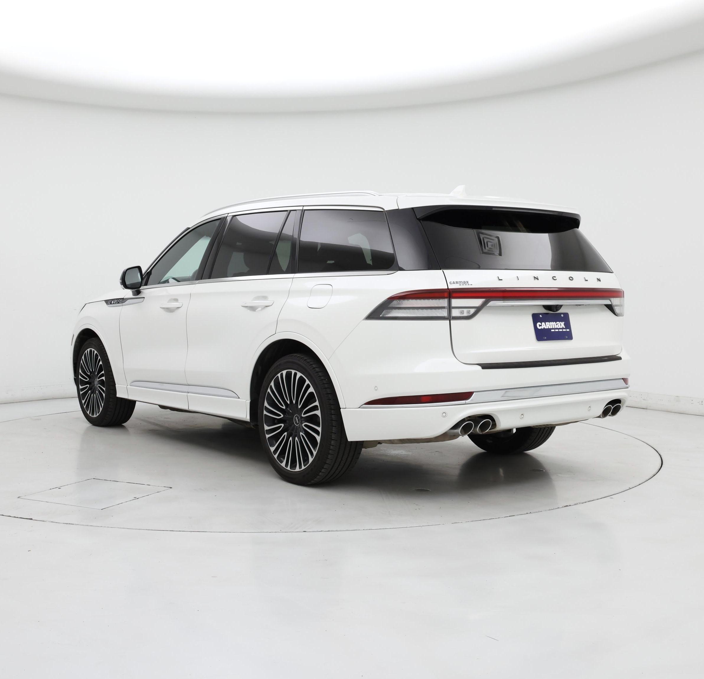 Thumbnail: 2023 Lincoln Aviator - 2