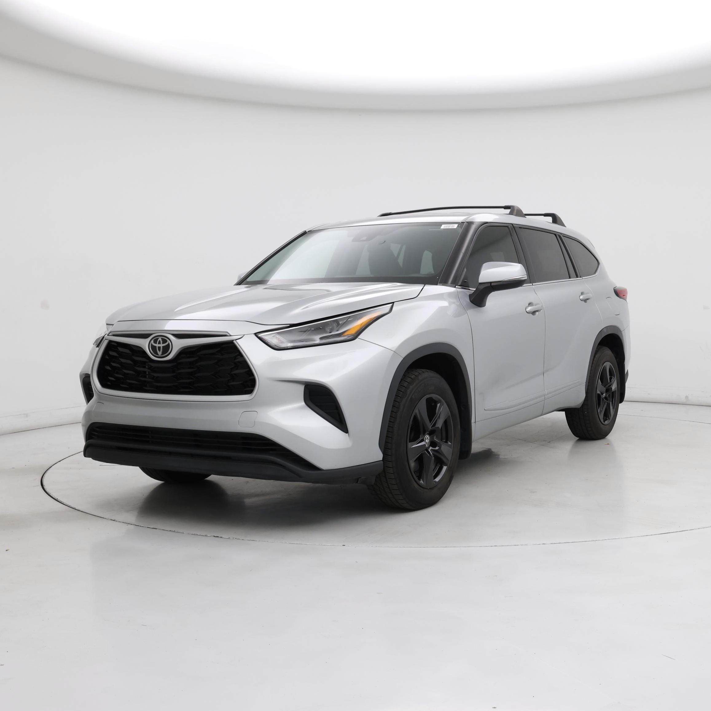 Thumbnail: 2022 Toyota Highlander - 4