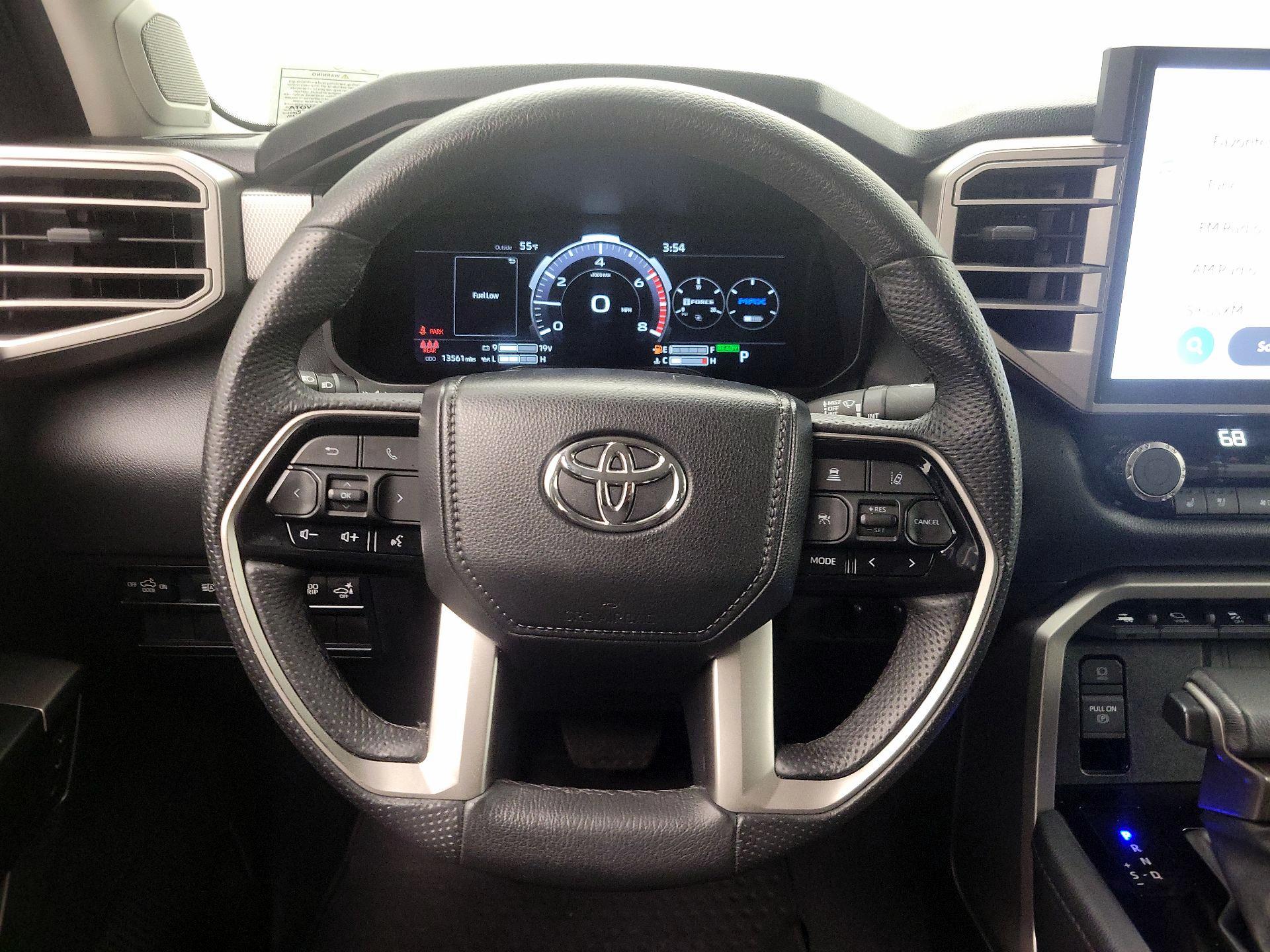 Thumbnail: 2024 Toyota Tundra - 10