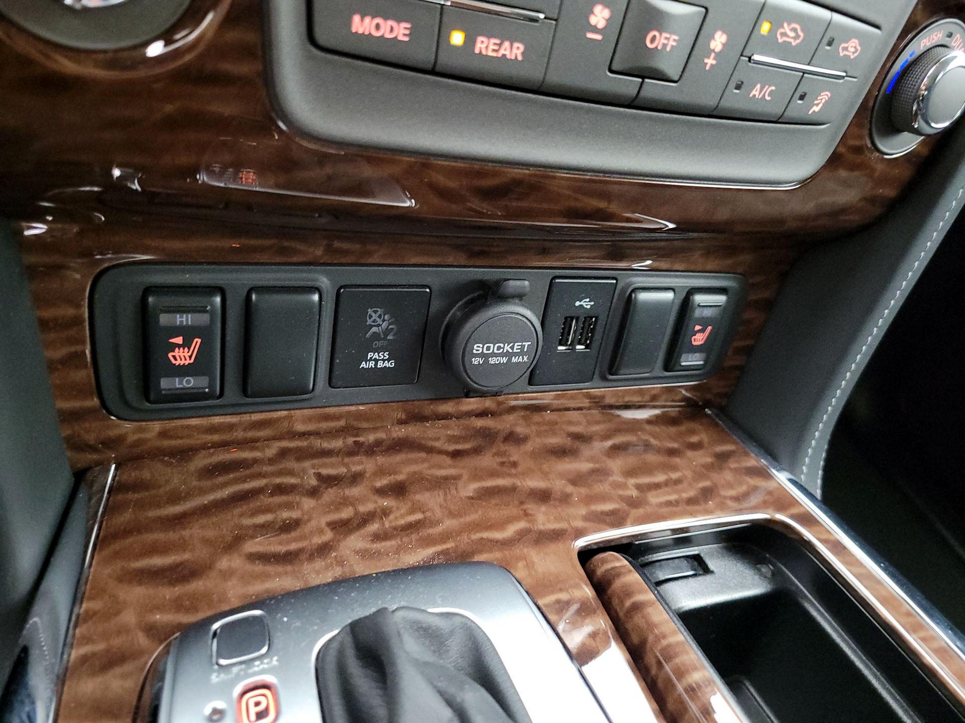 Thumbnail: 2020 Nissan Armada - 19
