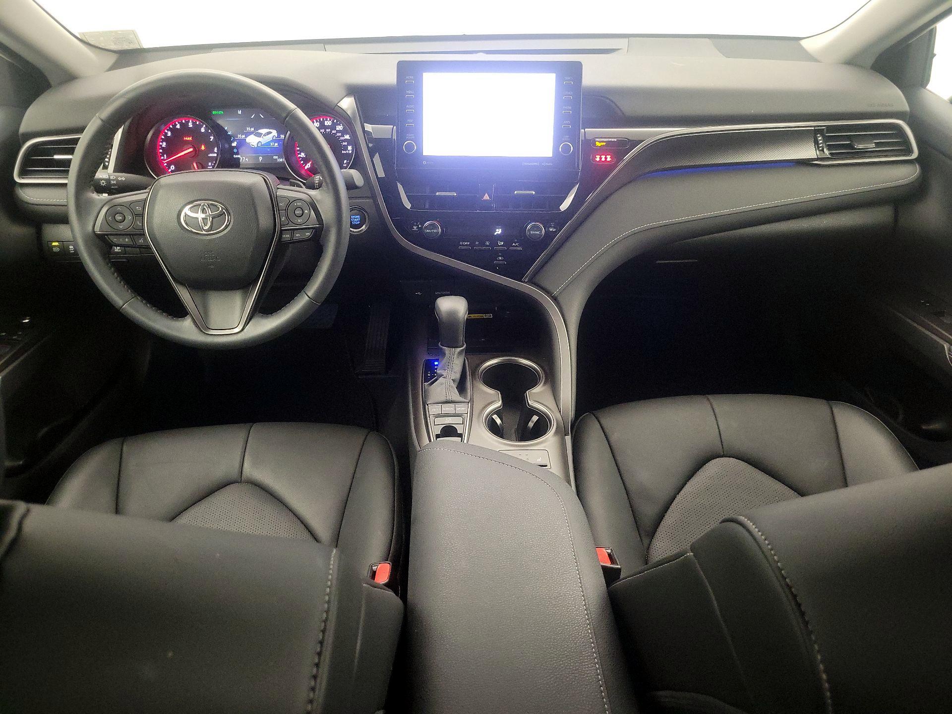 Thumbnail: 2022 Toyota Camry - 9