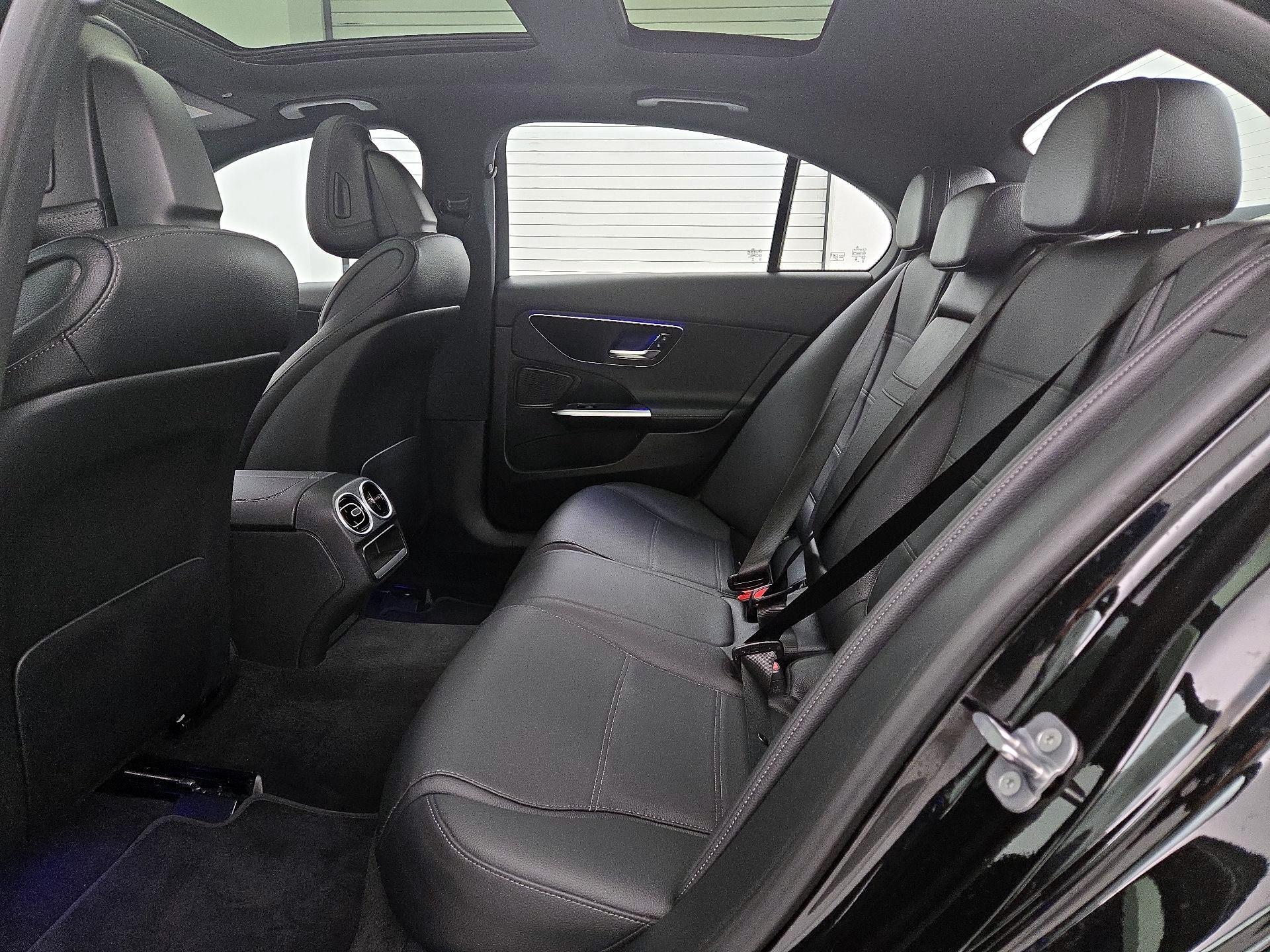 Thumbnail: 2024 Mercedes-Benz C-Class - 20