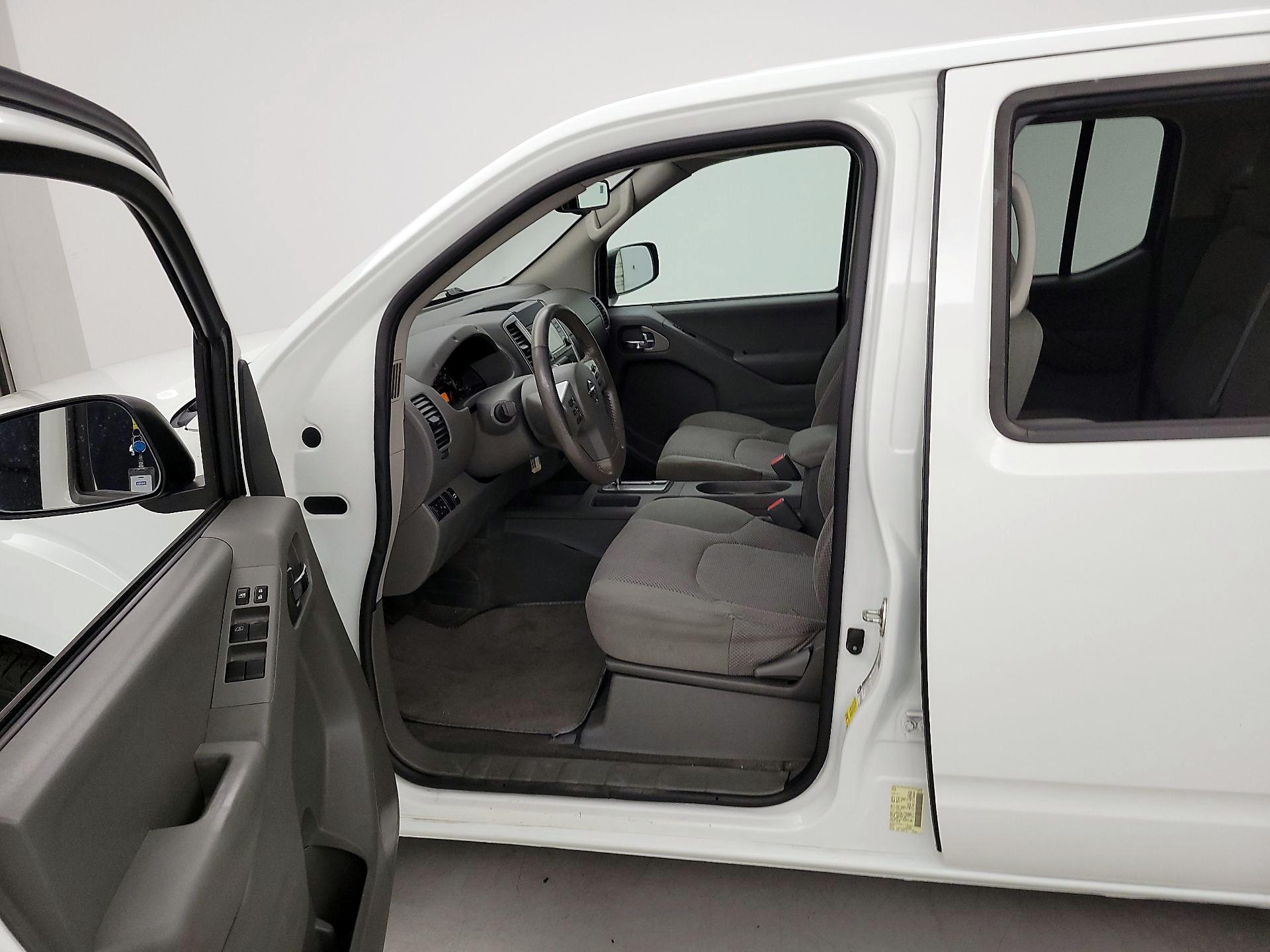 Thumbnail: 2017 Nissan Frontier - 11