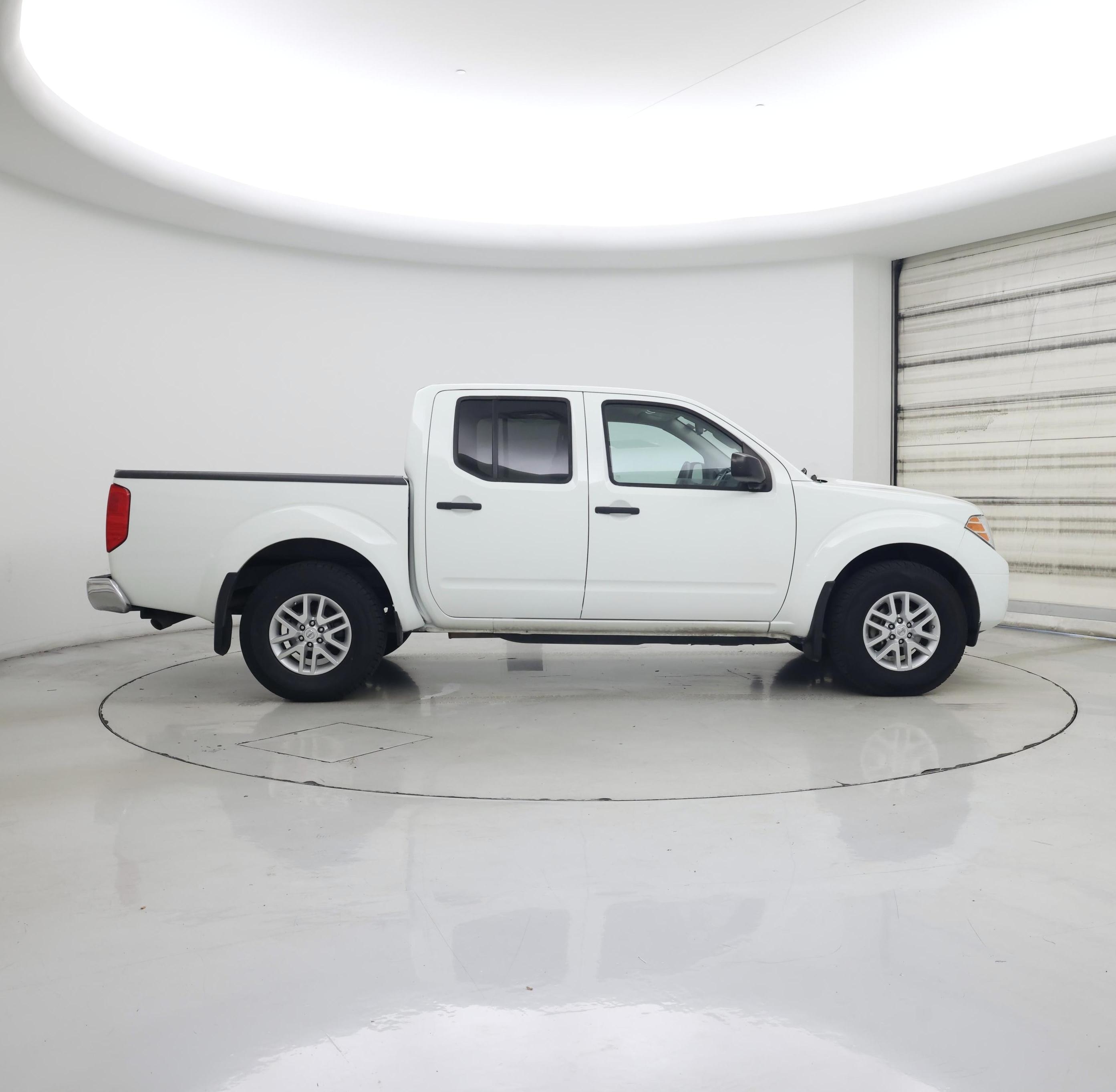 Thumbnail: 2017 Nissan Frontier - 7