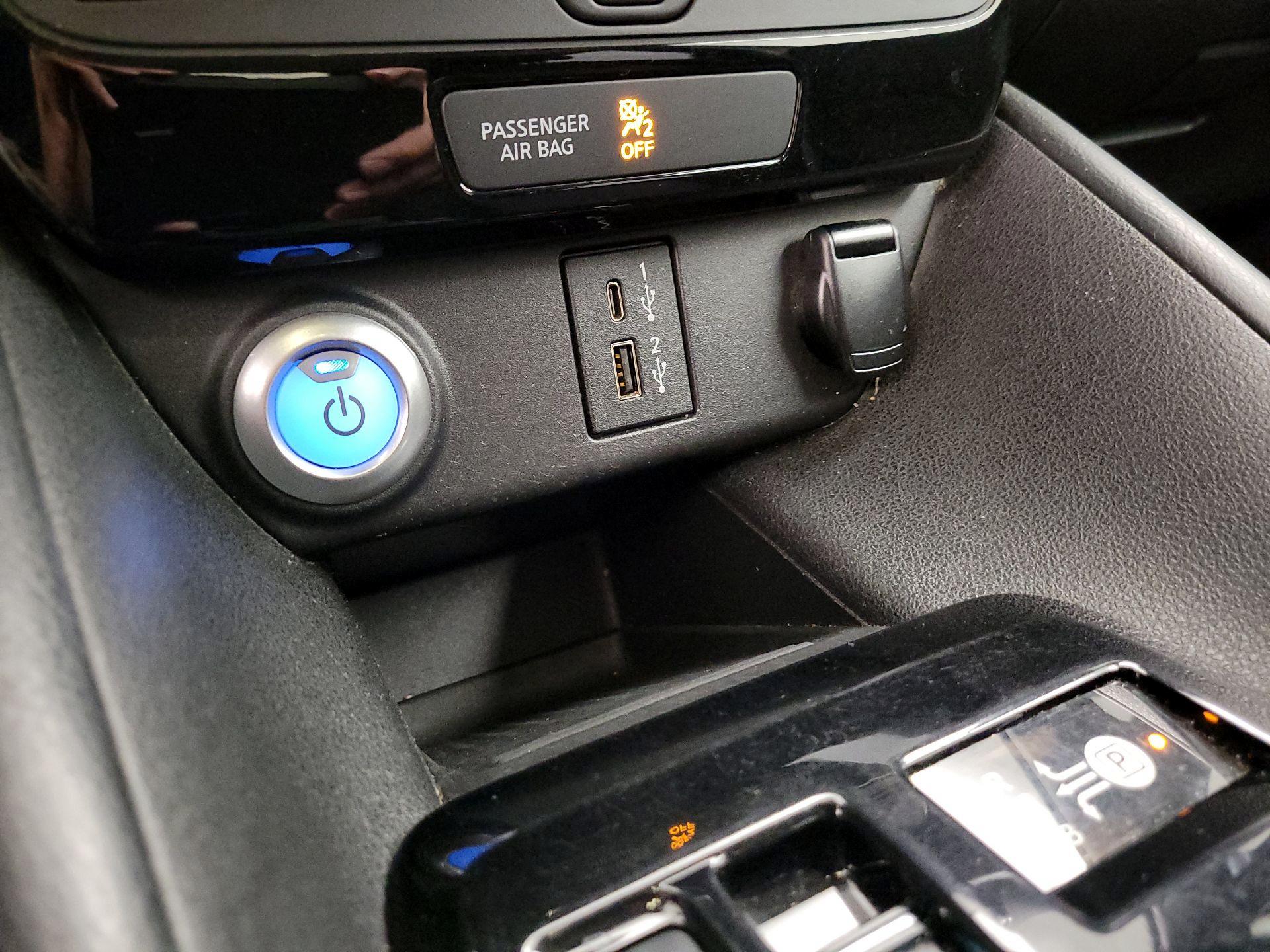 Thumbnail: 2020 Nissan Leaf - 19