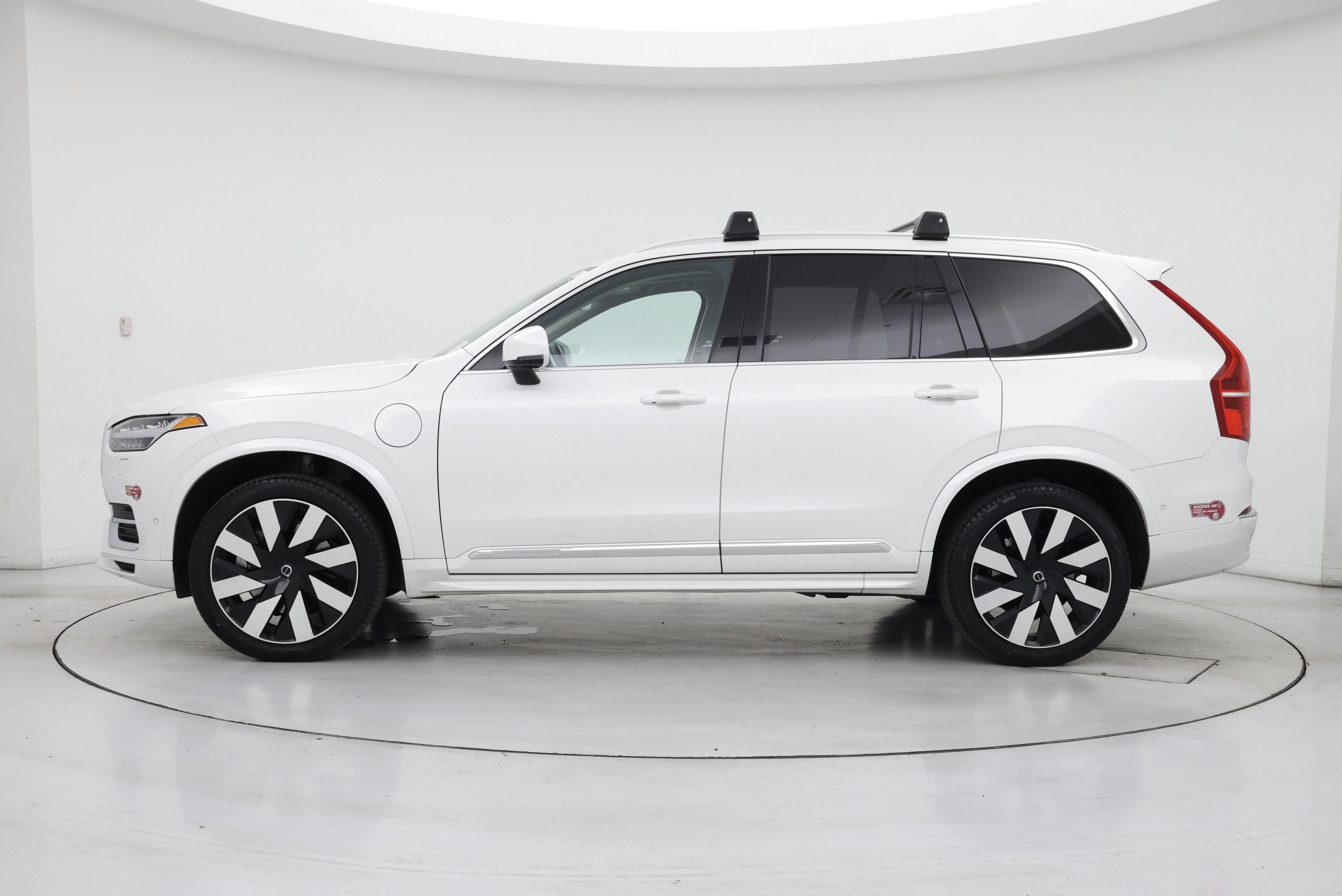 Thumbnail: 2023 Volvo XC90 - 3