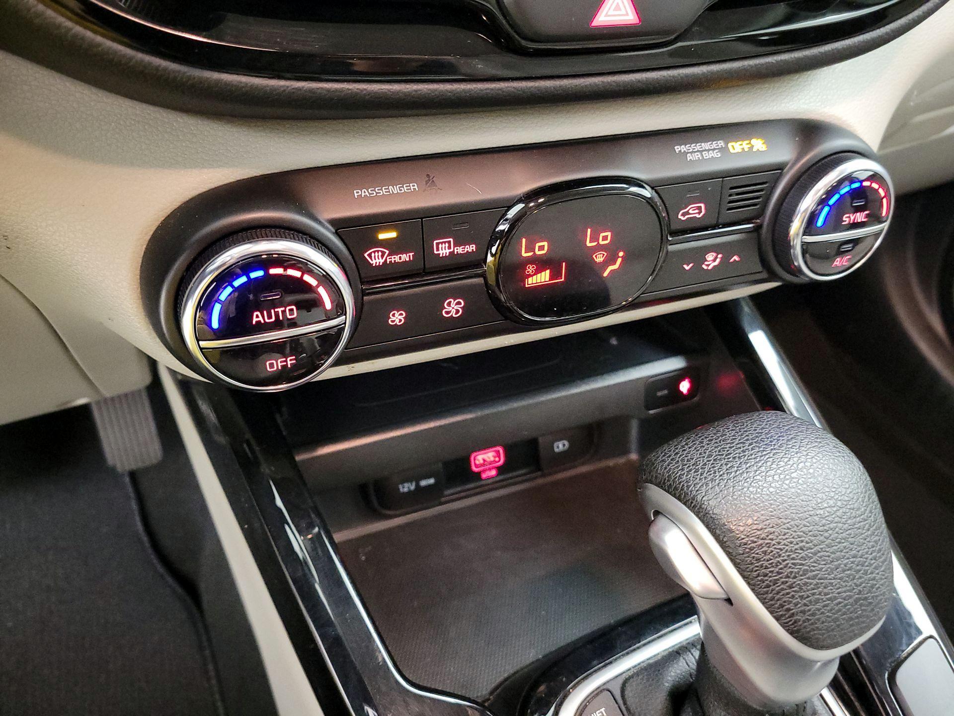 Thumbnail: 2022 Kia Soul - 17