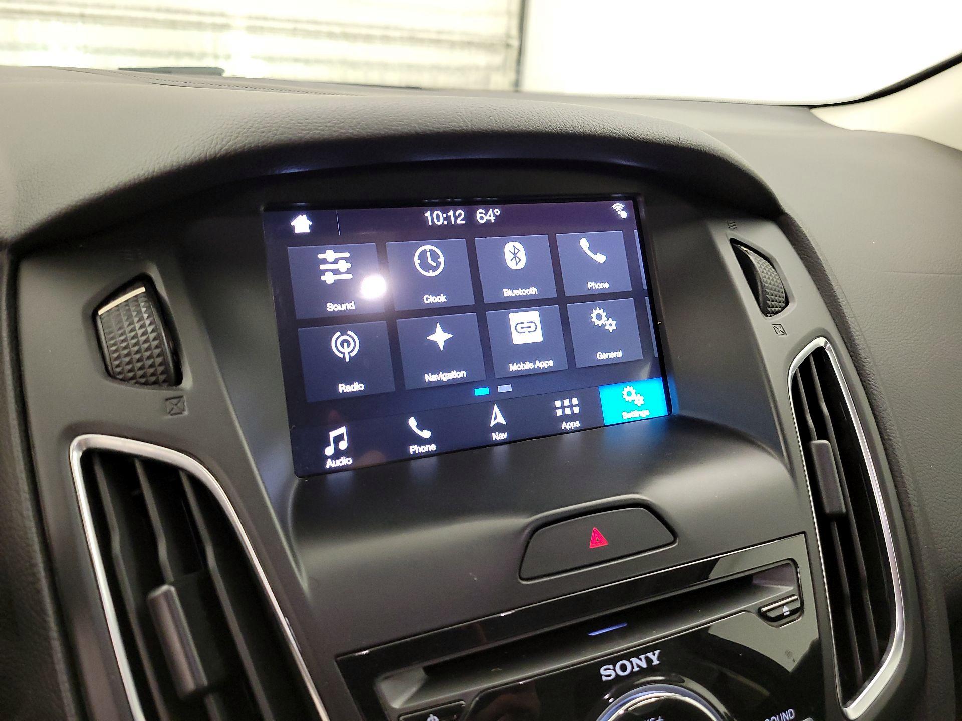 Thumbnail: 2018 Ford Focus - 15