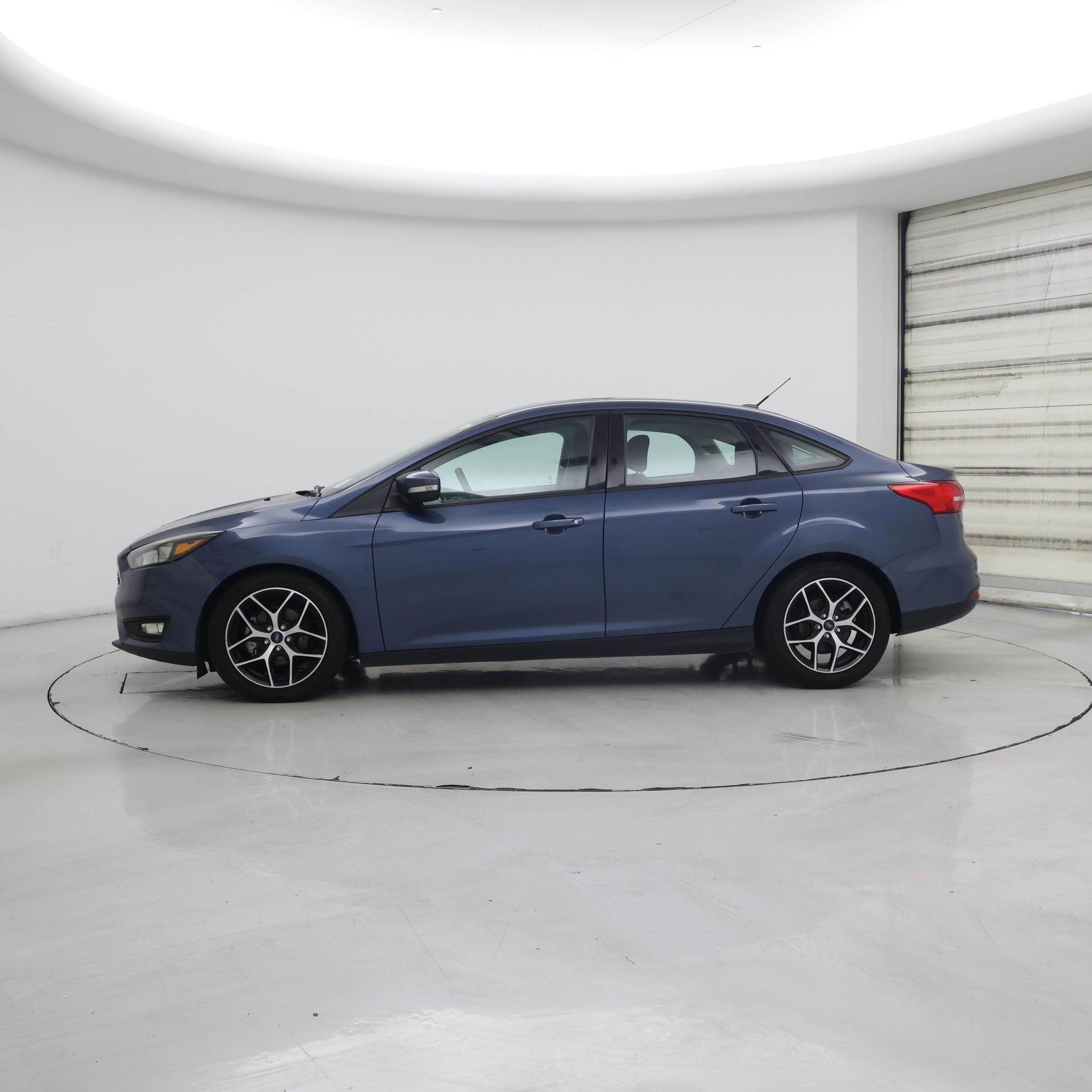 Thumbnail: 2018 Ford Focus - 3