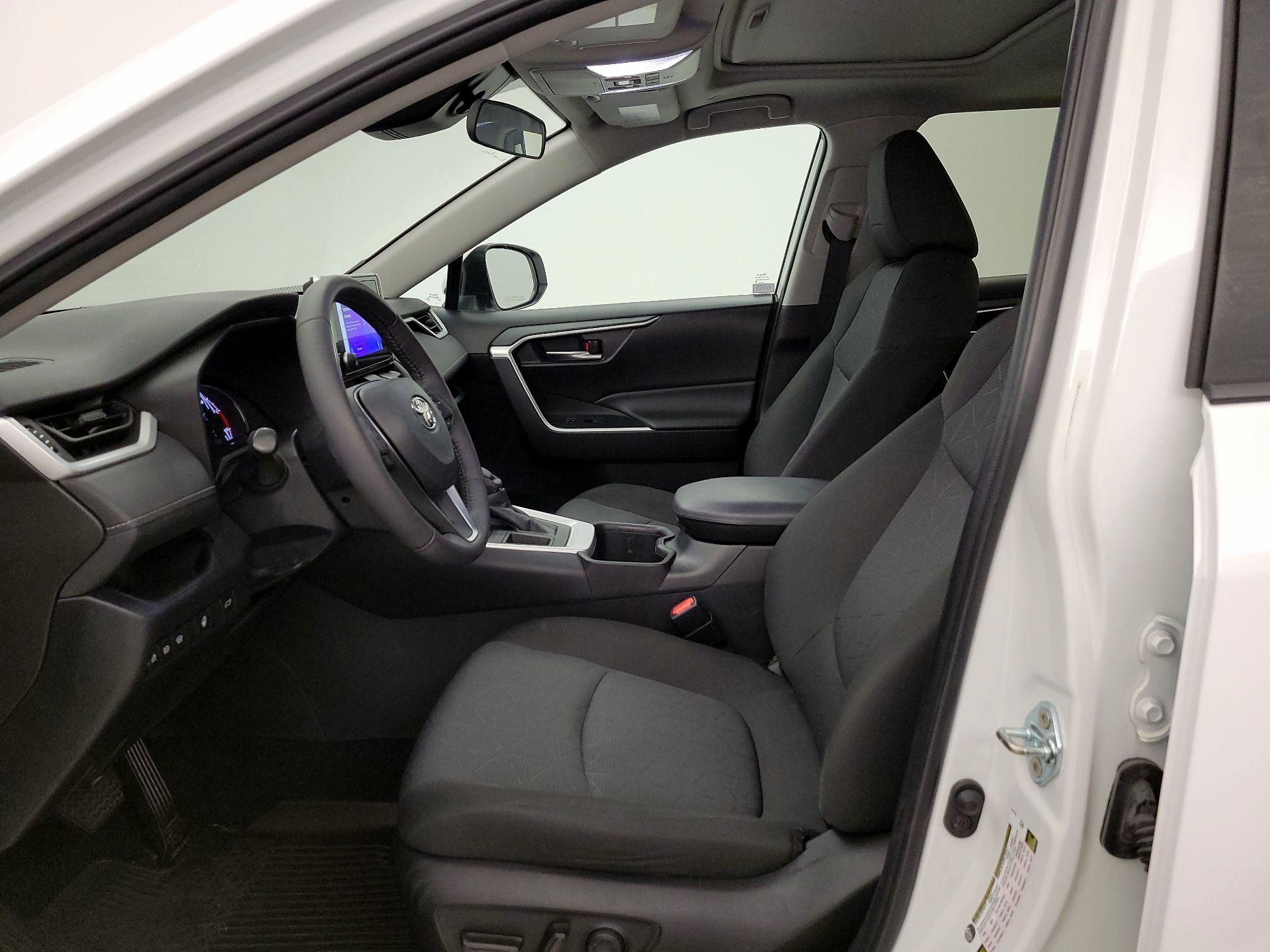Thumbnail: 2023 Toyota RAV4 - 11