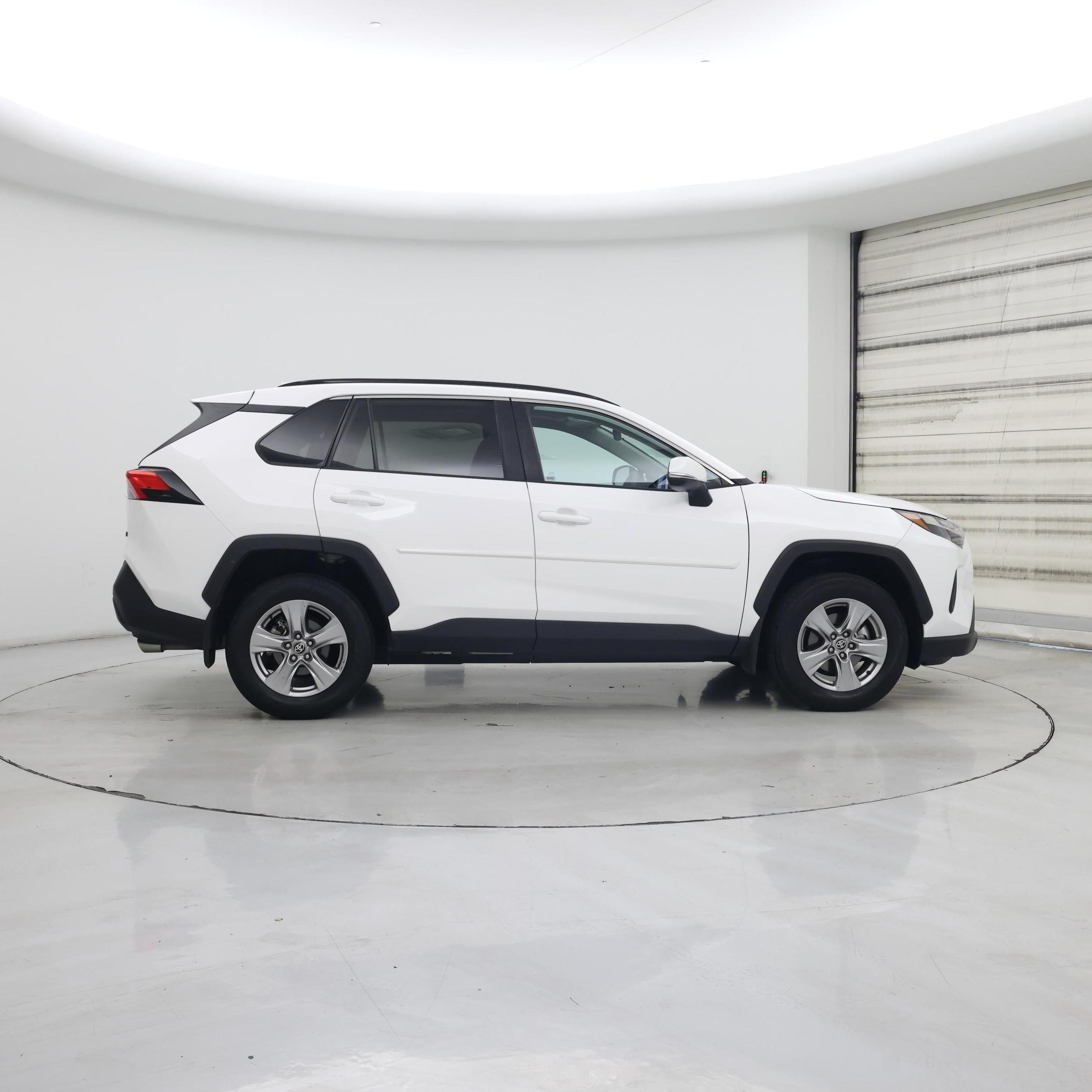 Thumbnail: 2023 Toyota RAV4 - 7
