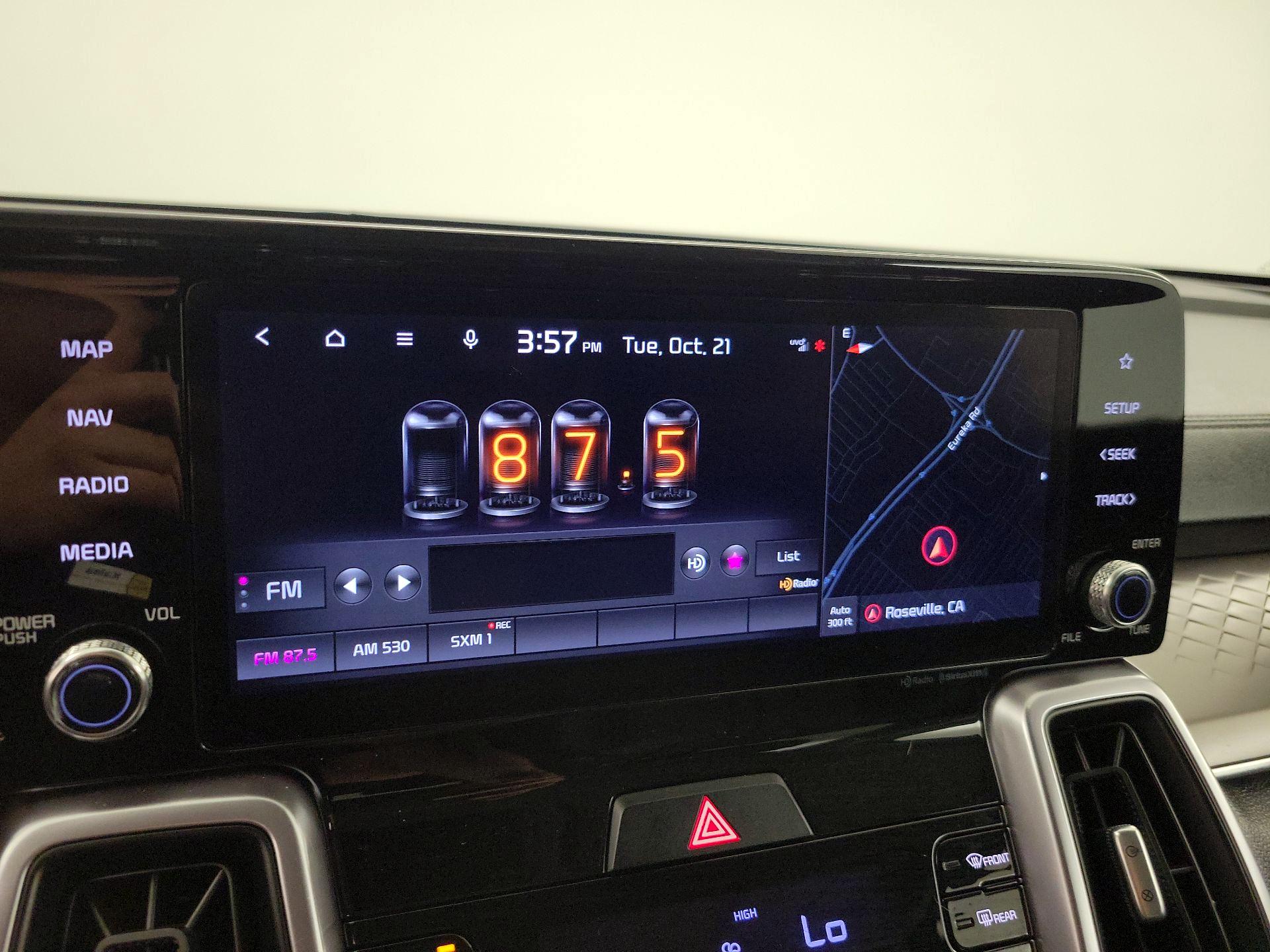 Thumbnail: 2022 Kia Sorento - 15