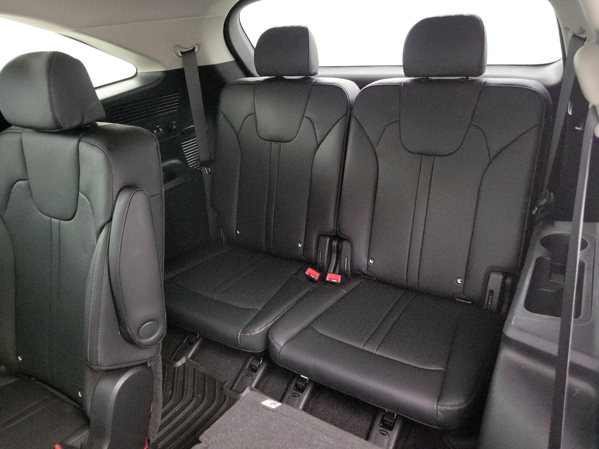 Thumbnail: 2022 Kia Sorento - 20