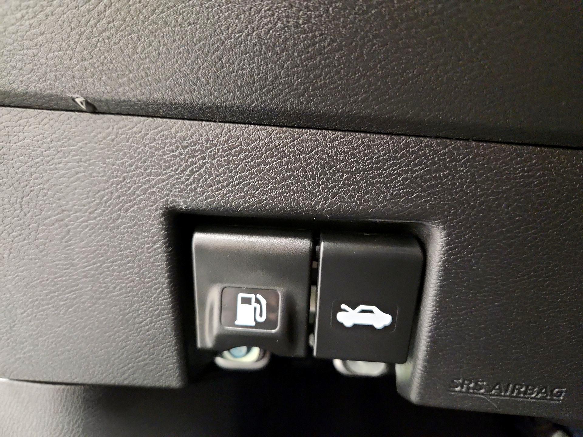 Thumbnail: 2024 Nissan Kicks - 13