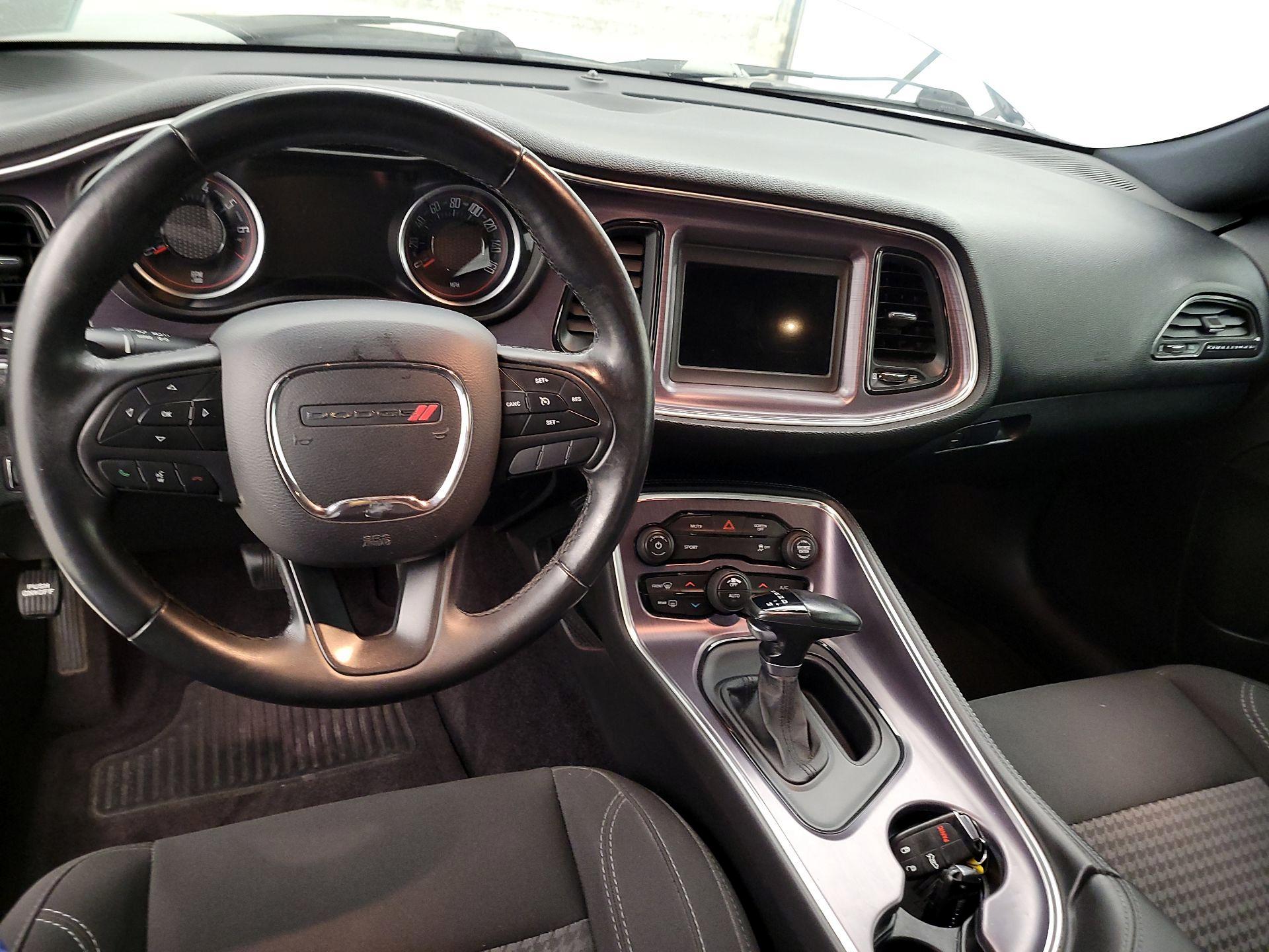 Thumbnail: 2018 Dodge Challenger - 9
