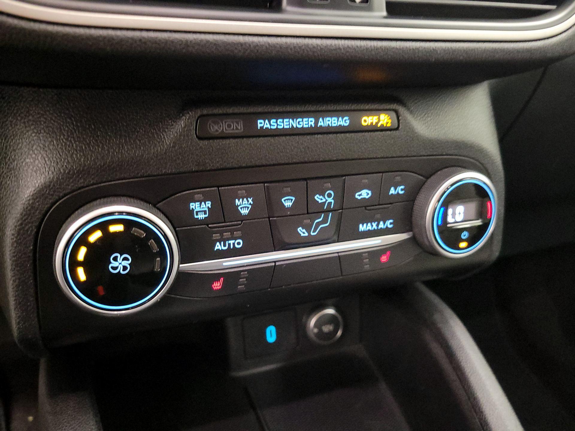 Thumbnail: 2020 Ford Escape - 16