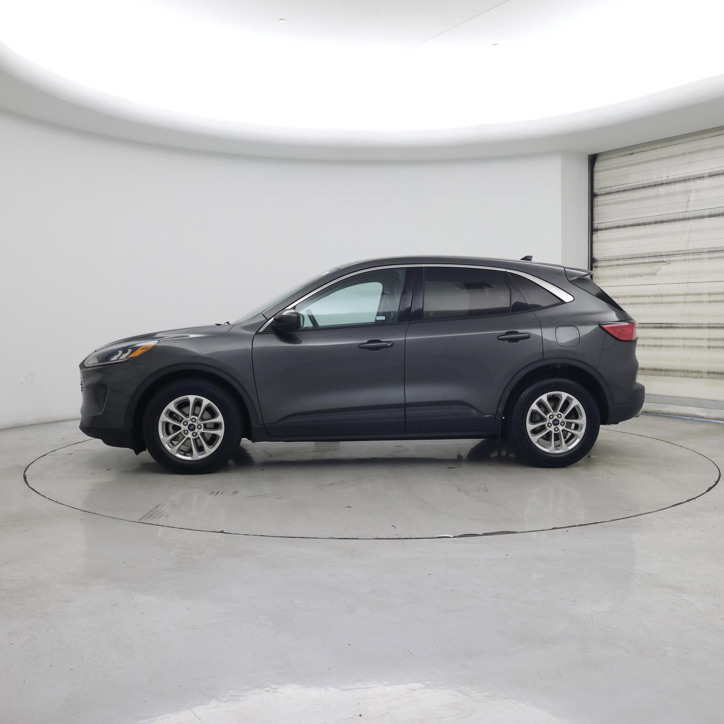 Thumbnail: 2020 Ford Escape - 3