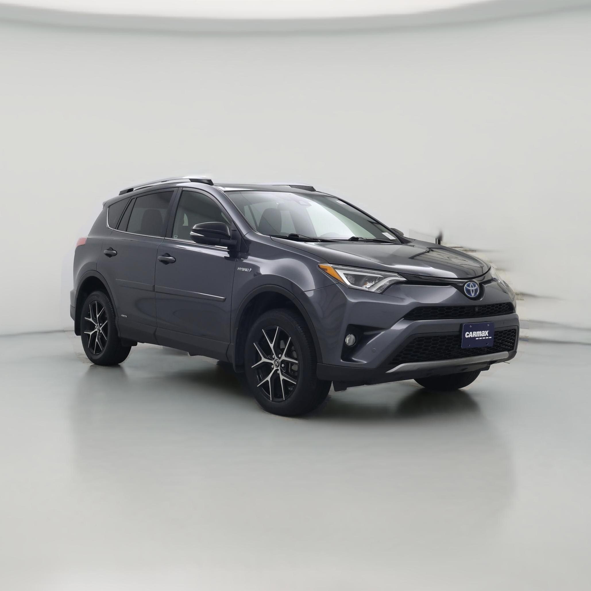 Thumbnail: 2017 Toyota RAV4 - 1