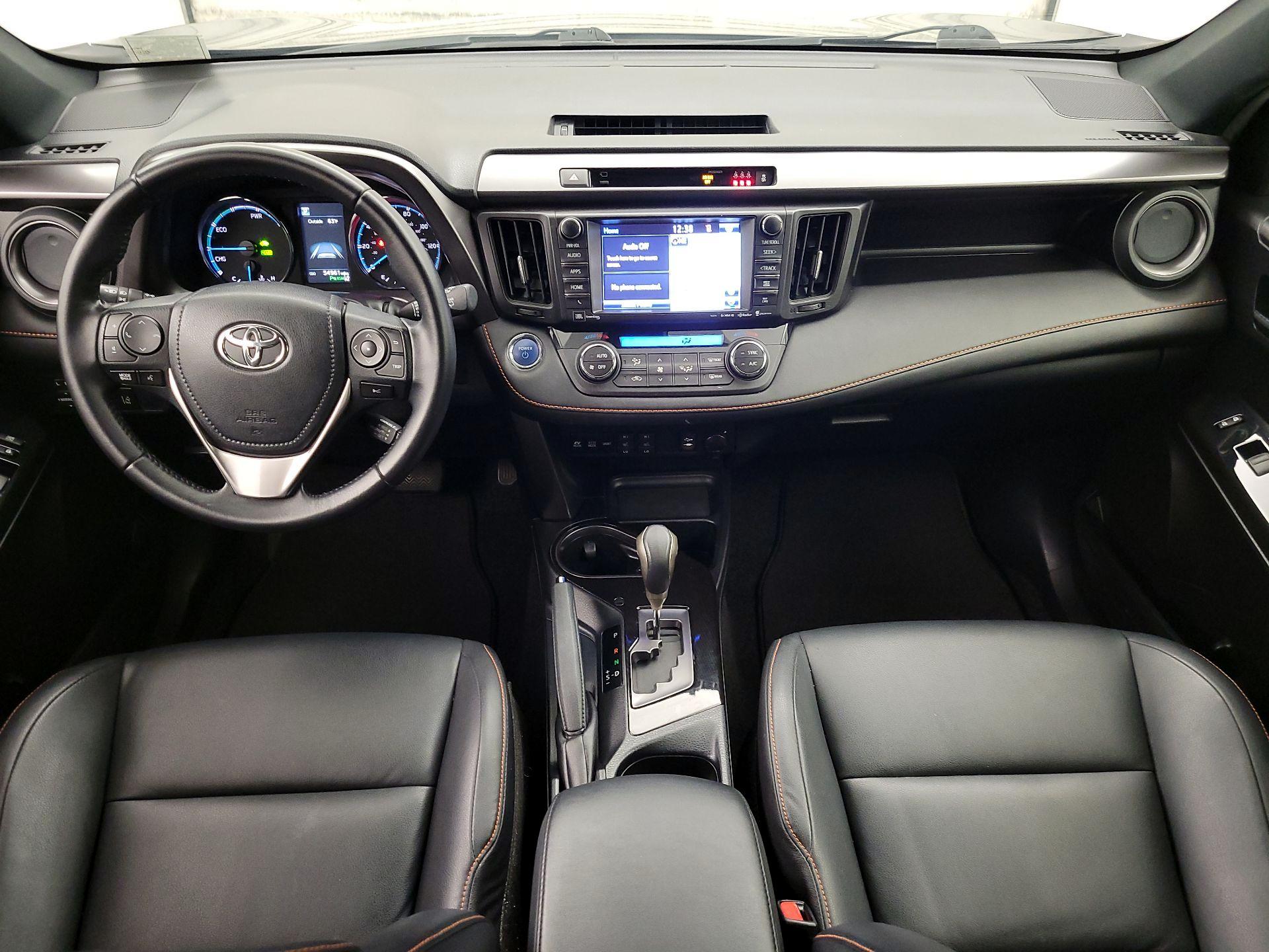 Thumbnail: 2017 Toyota RAV4 - 9