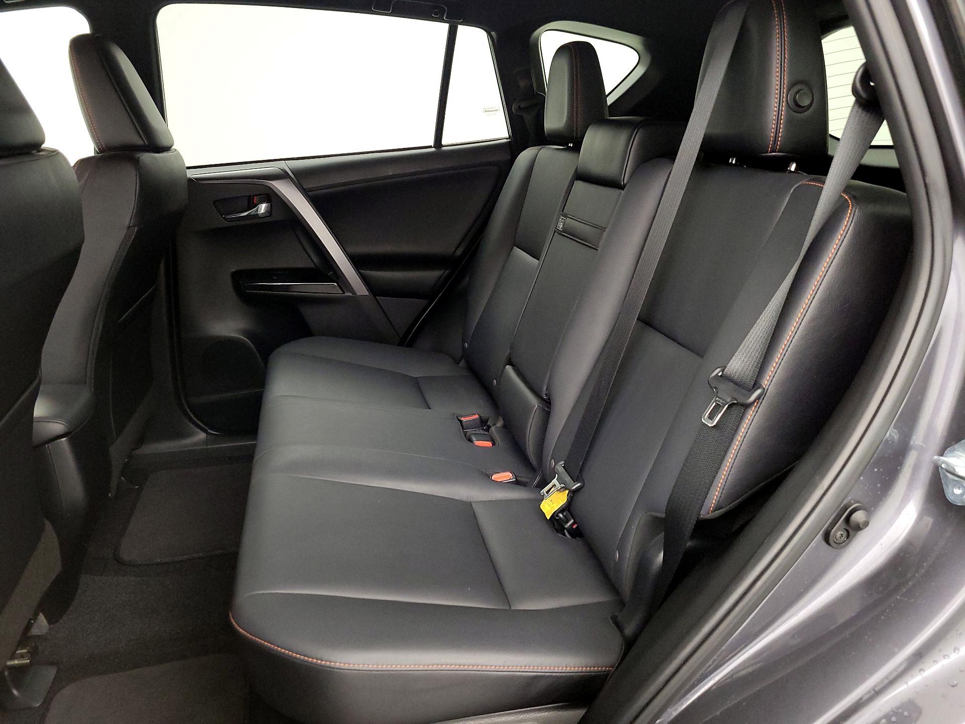 Thumbnail: 2017 Toyota RAV4 - 19