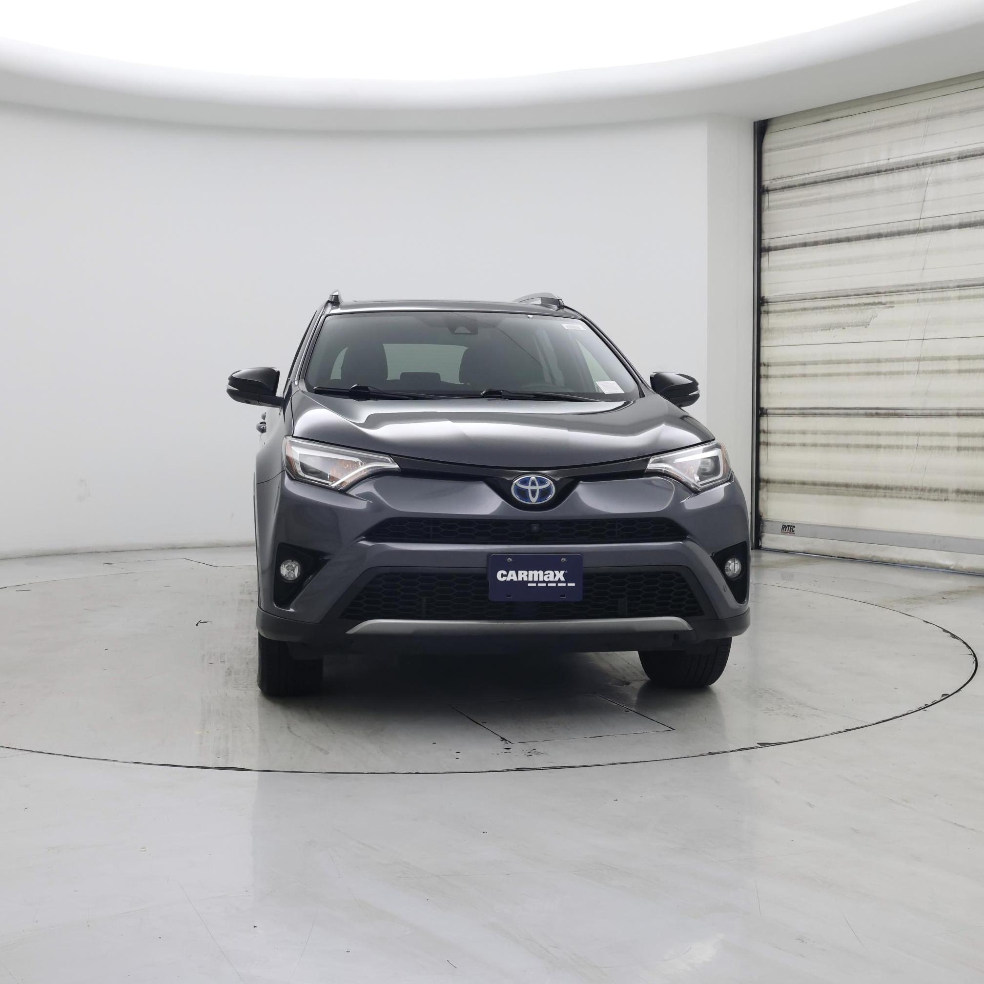 Thumbnail: 2017 Toyota RAV4 - 5