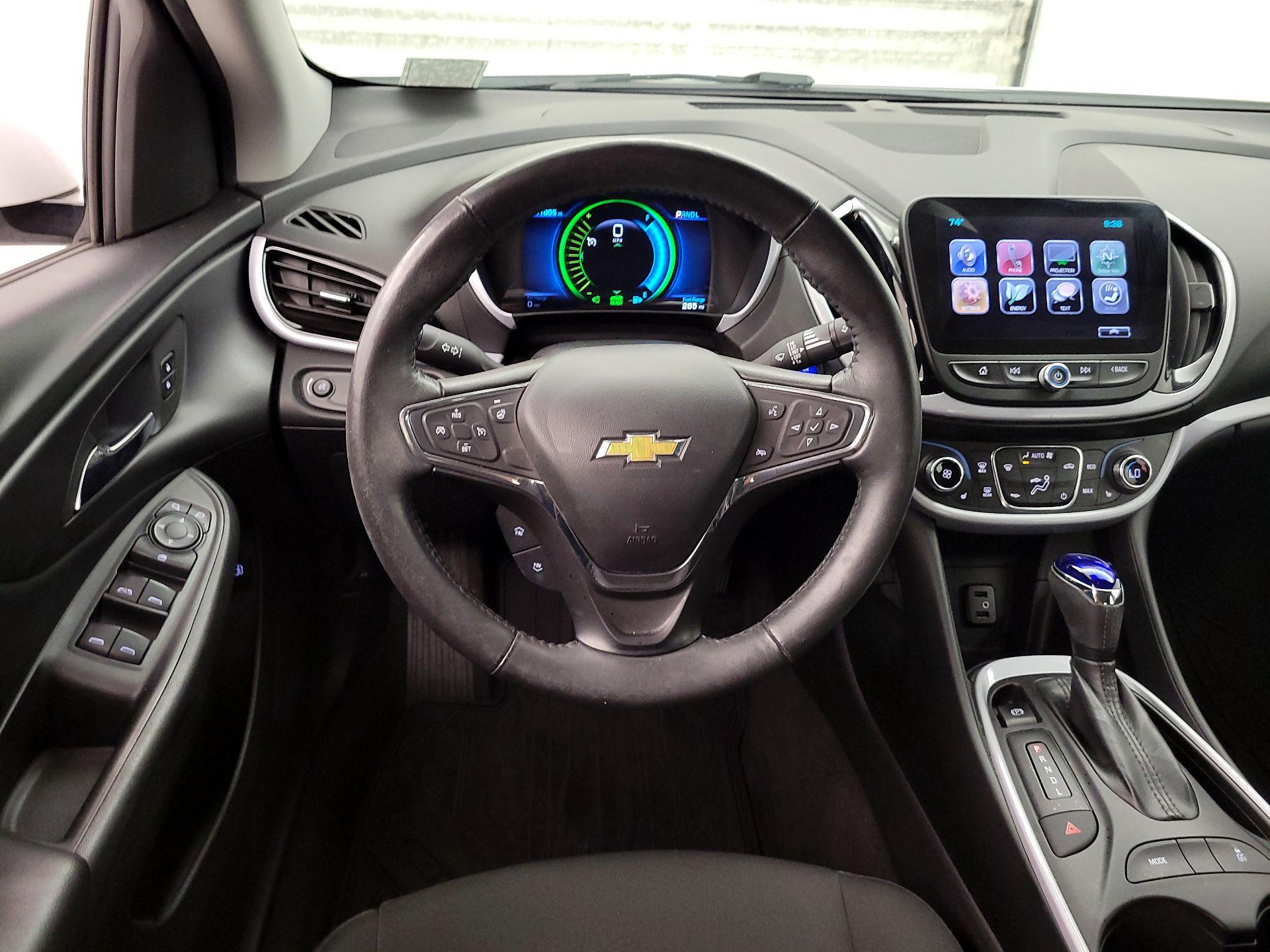 Thumbnail: 2017 Chevrolet Volt - 10