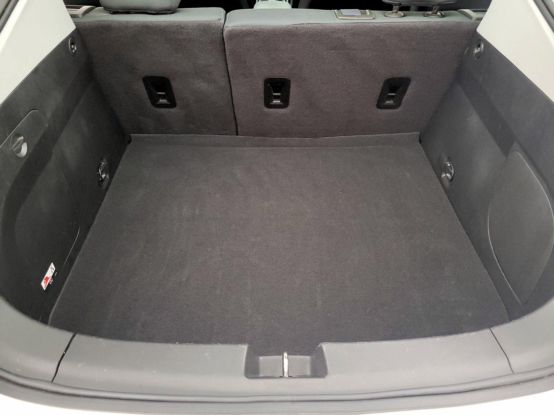 Thumbnail: 2017 Chevrolet Volt - 20