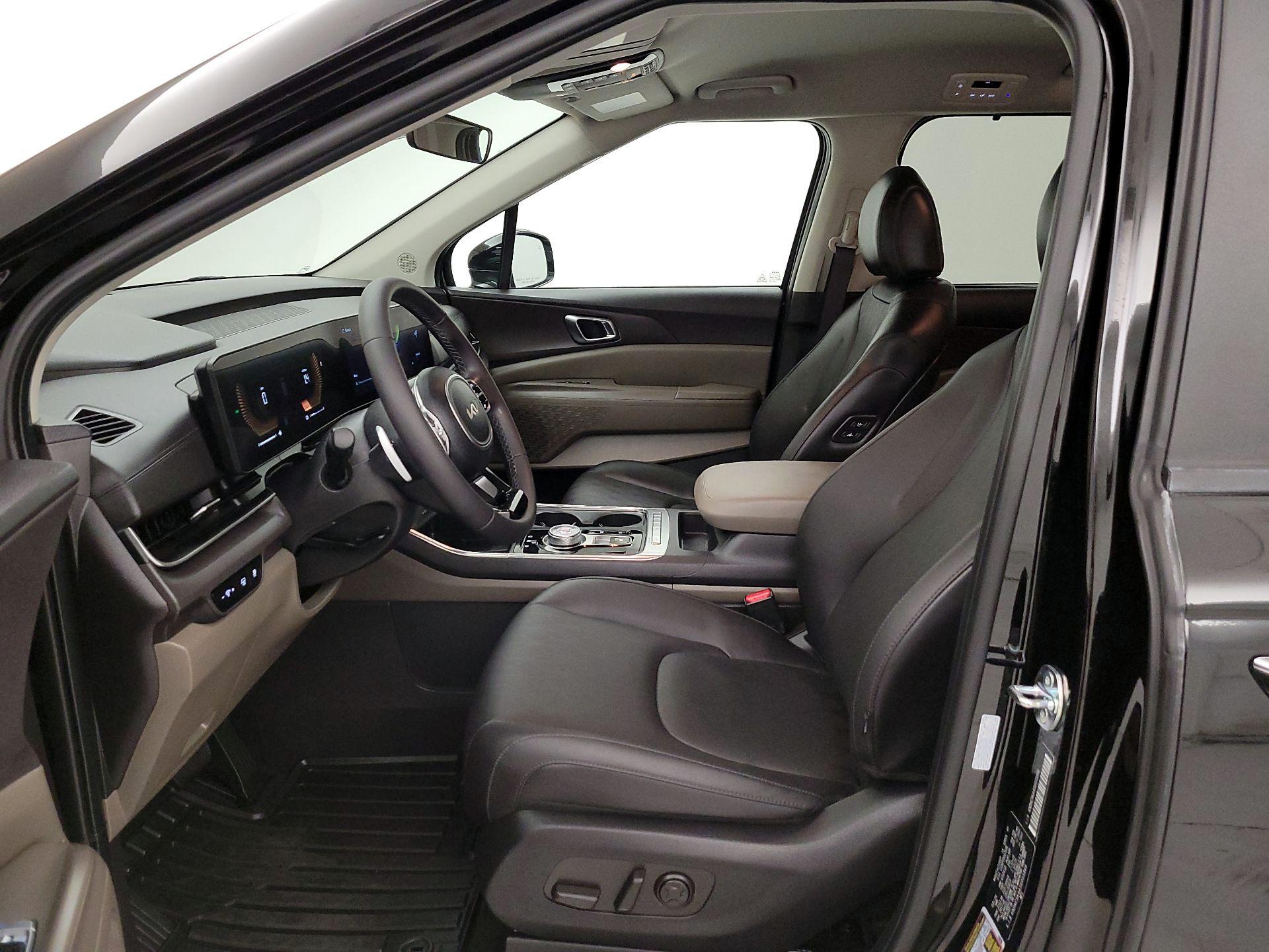 Thumbnail: 2025 Kia Carnival - 11