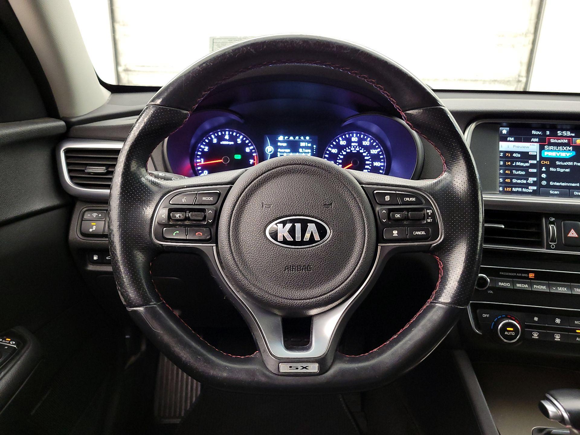 Thumbnail: 2016 Kia Optima - 10