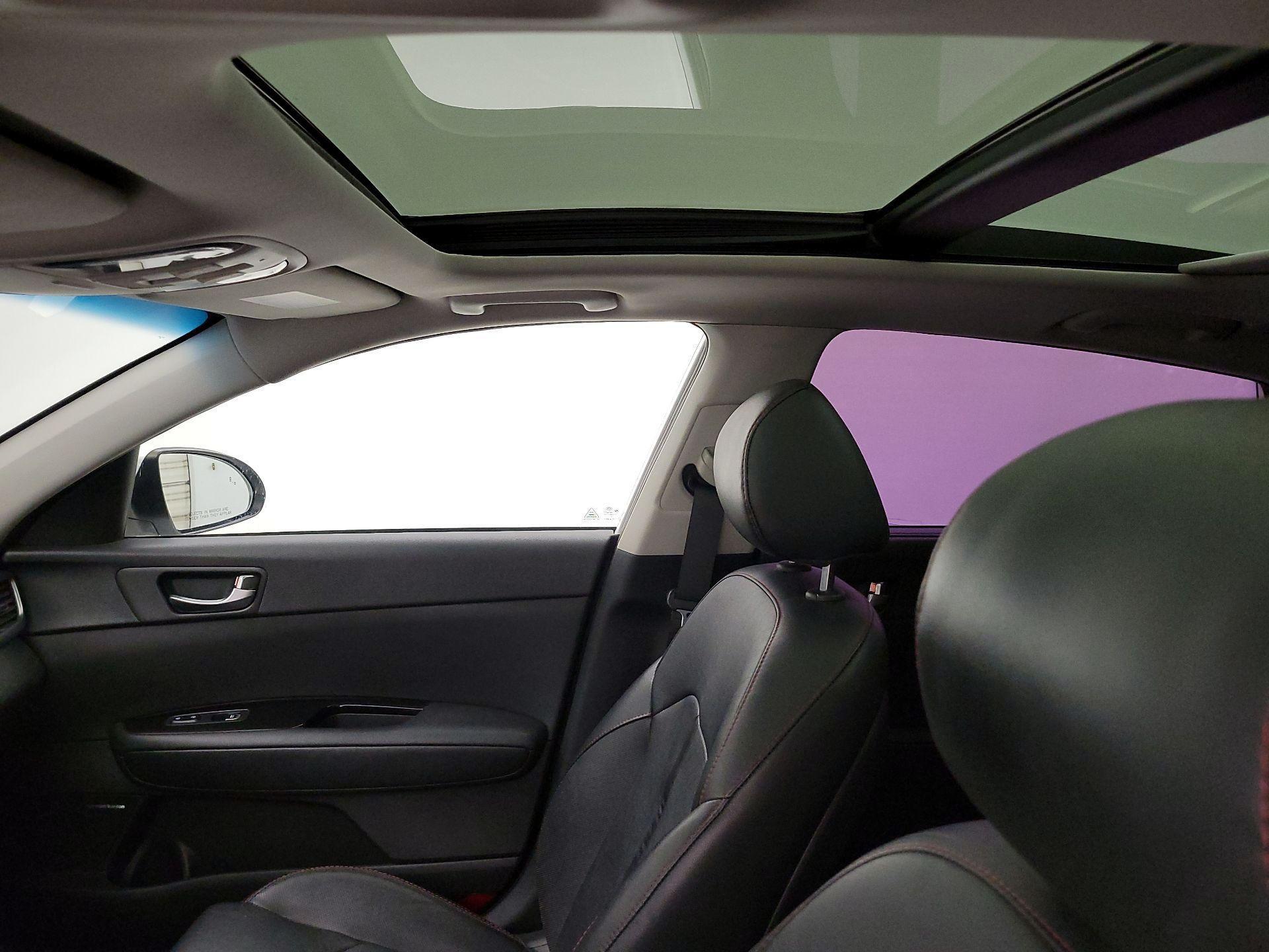 Thumbnail: 2016 Kia Optima - 20