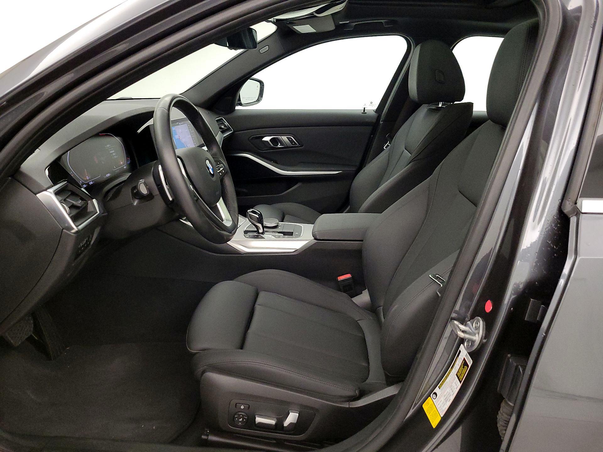 Thumbnail: 2020 BMW 3 Series - 11