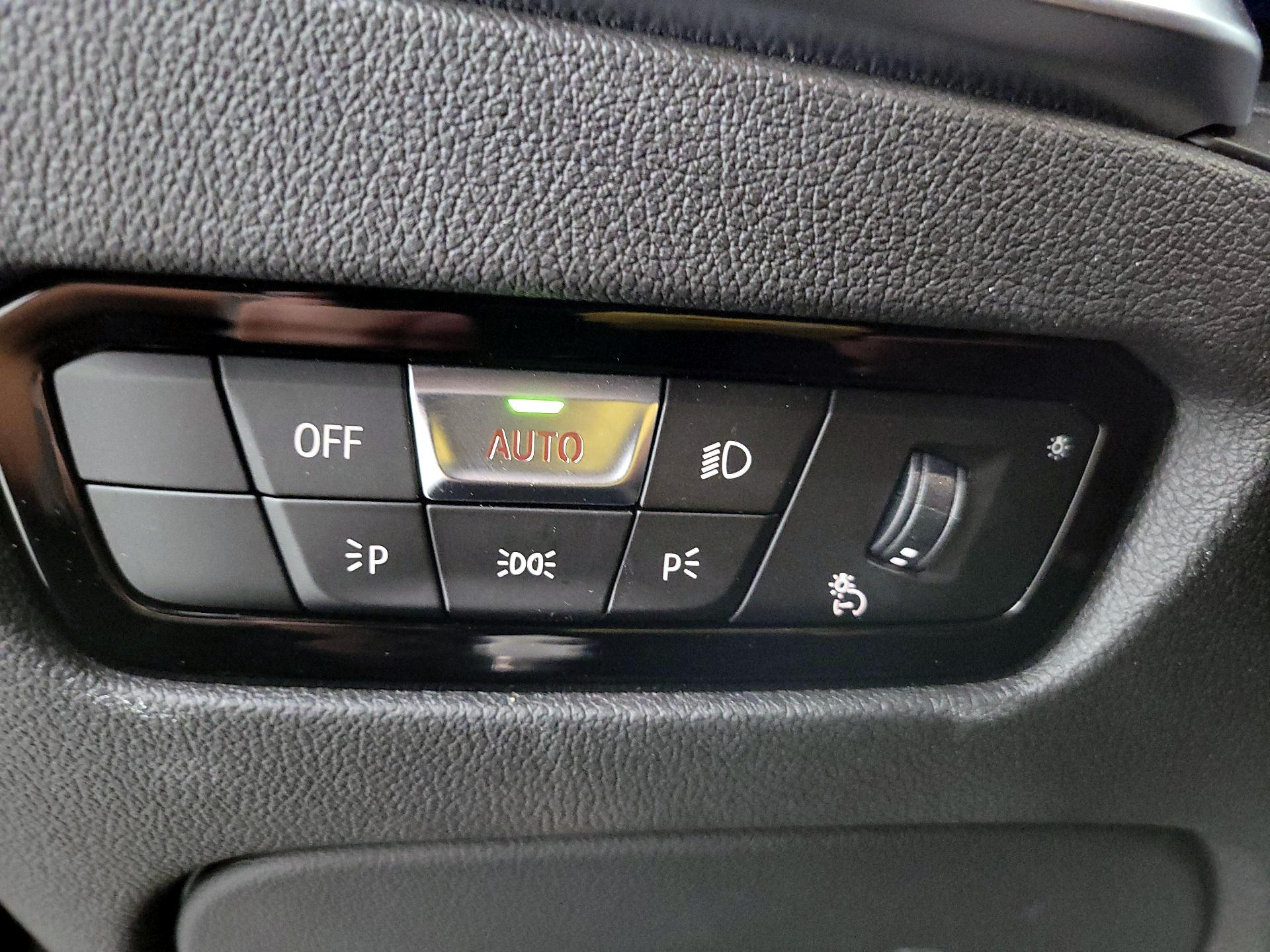 Thumbnail: 2020 BMW 3 Series - 13