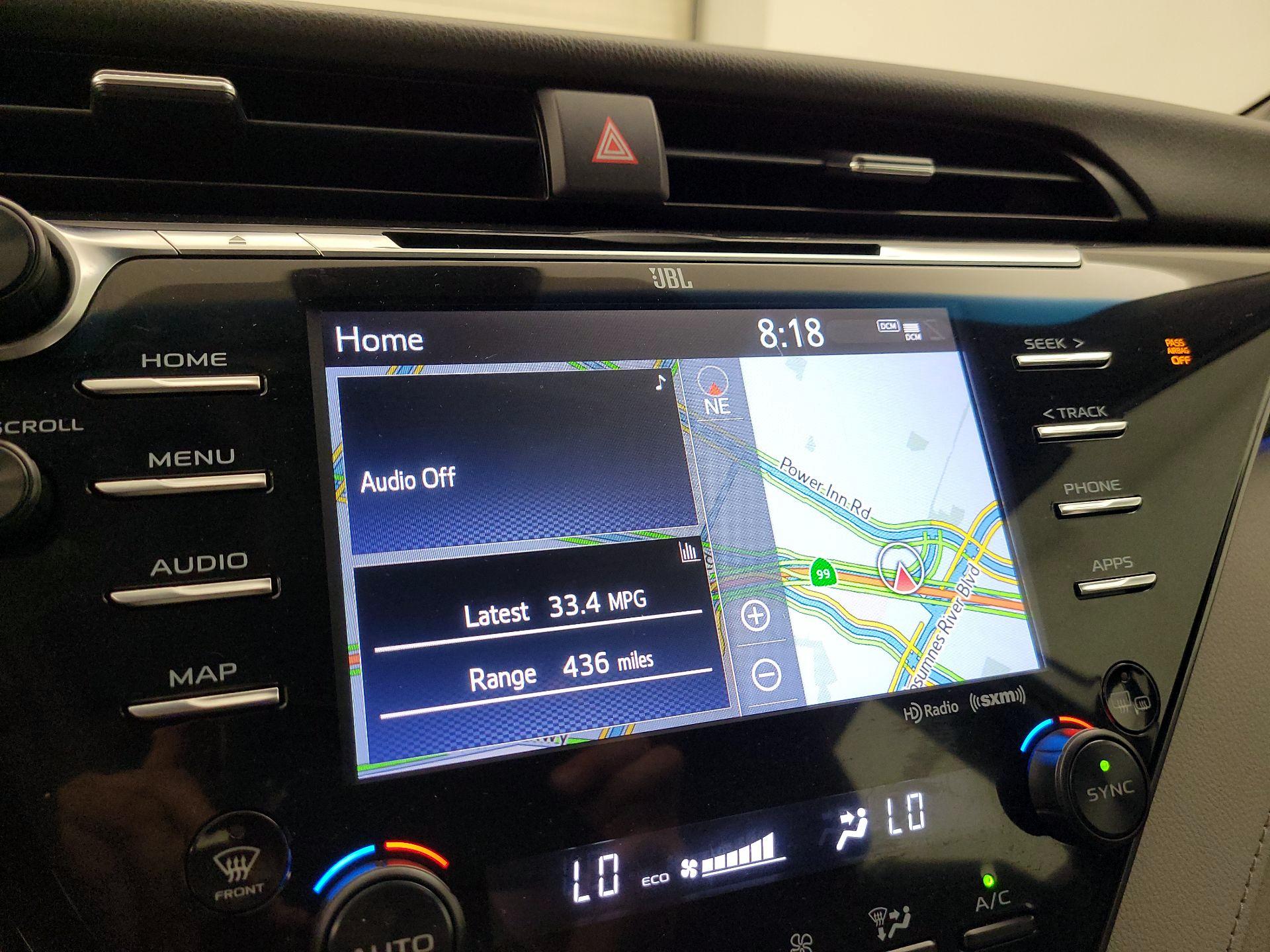 Thumbnail: 2019 Toyota Camry - 16