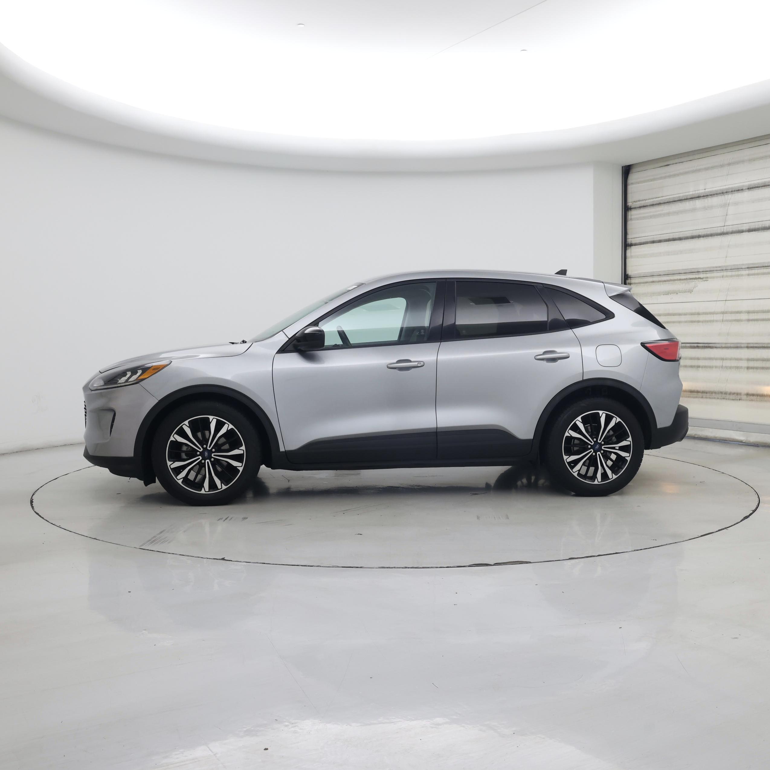 Thumbnail: 2022 Ford Escape - 3