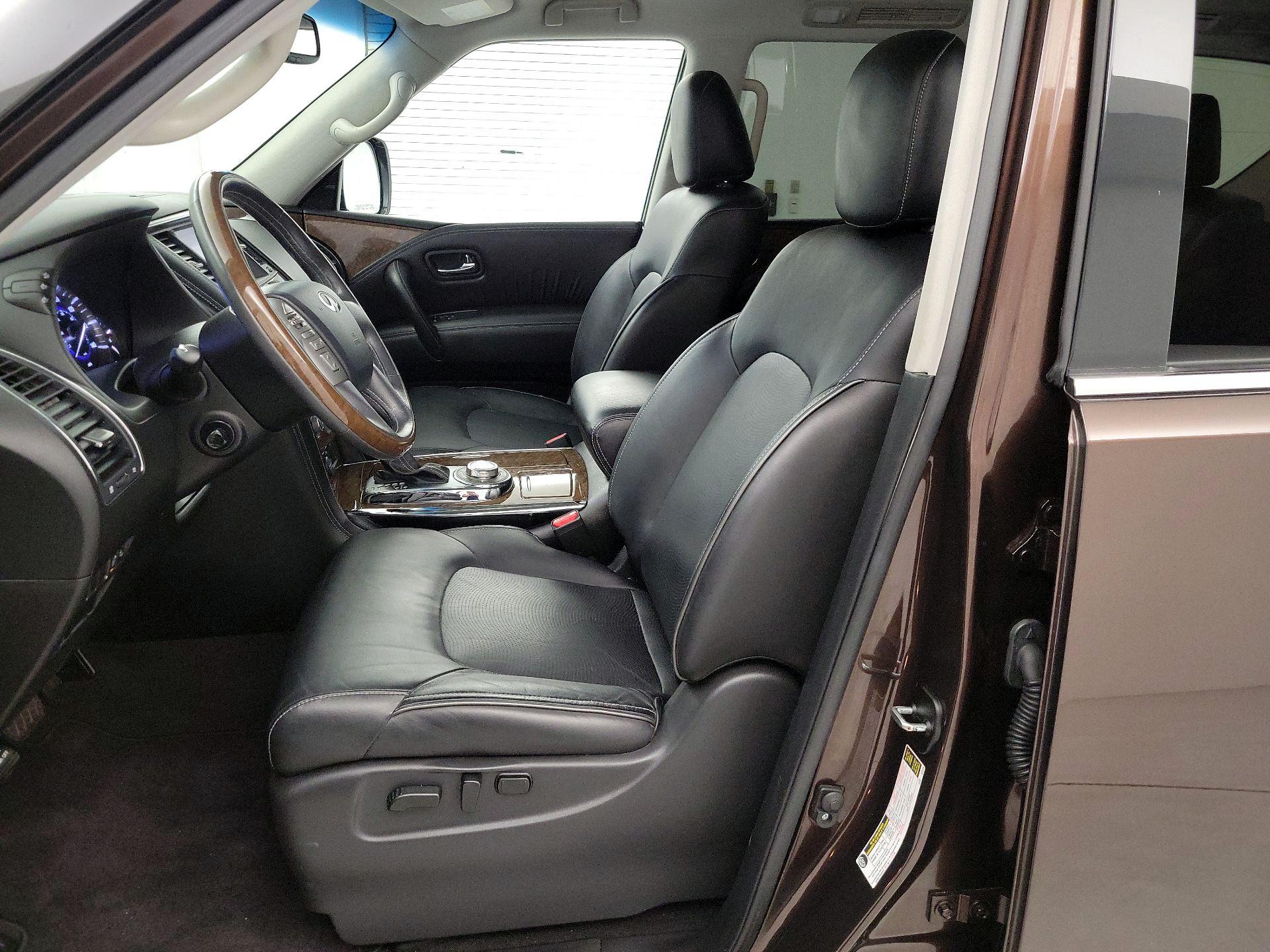 Thumbnail: 2017 INFINITI QX80 - 11