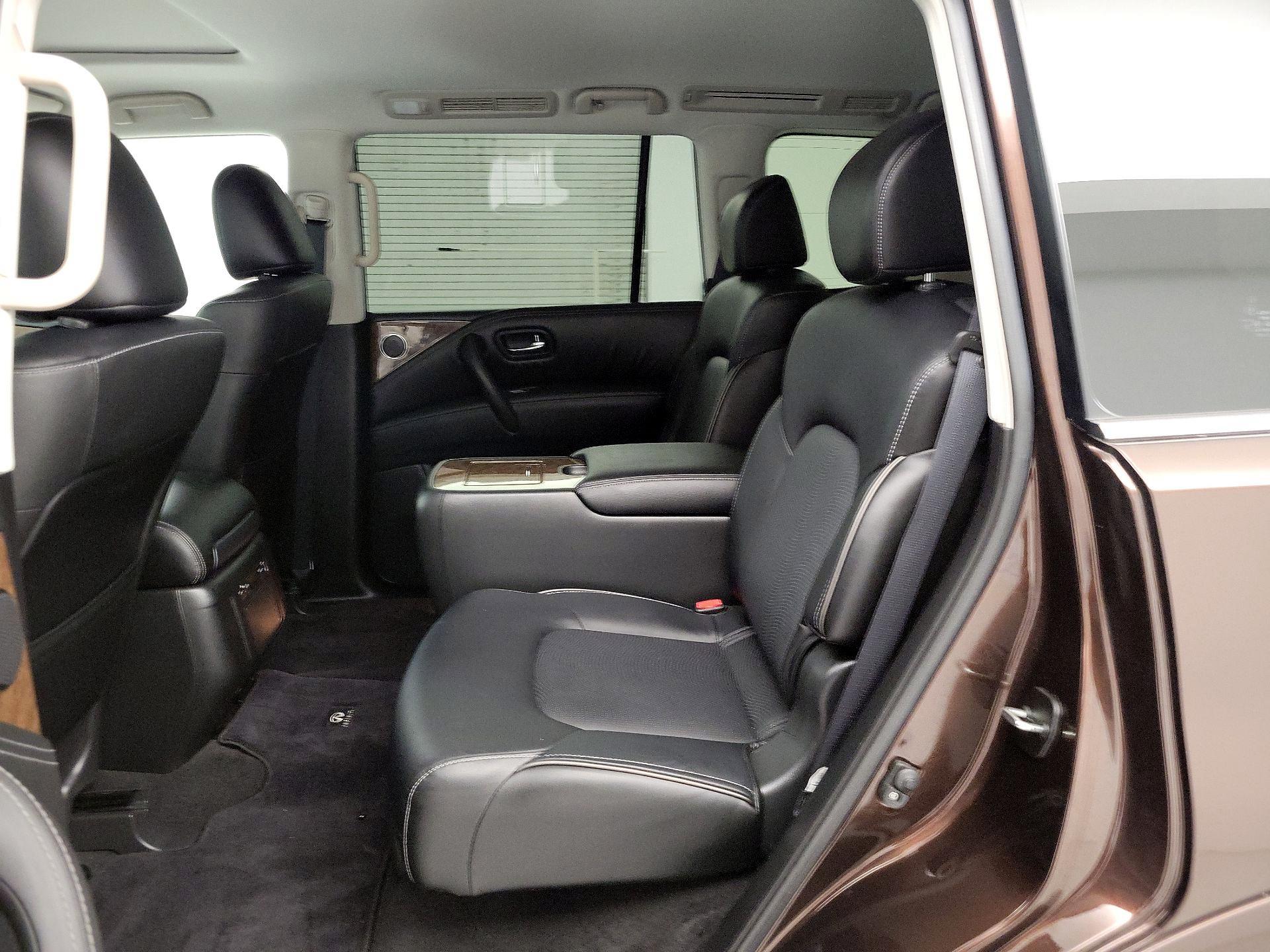 Thumbnail: 2017 INFINITI QX80 - 17