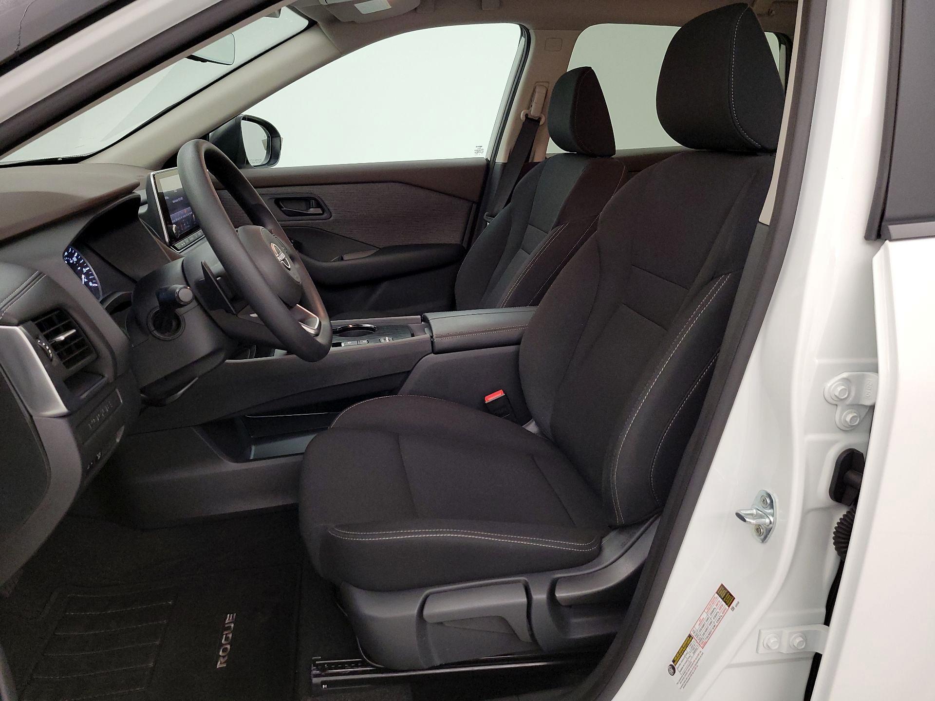 Thumbnail: 2023 Nissan Rogue - 11