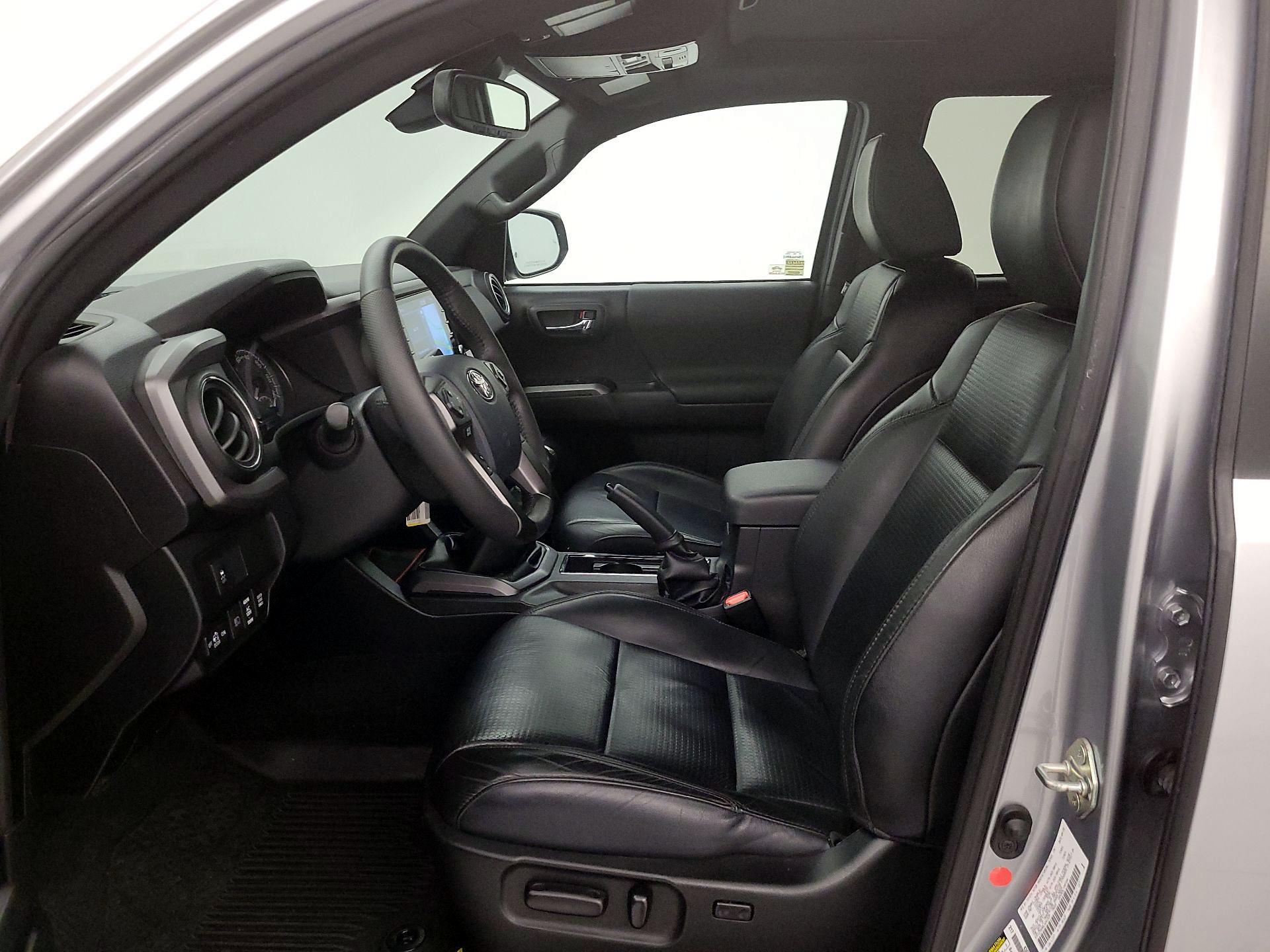 Thumbnail: 2020 Toyota Tacoma - 11