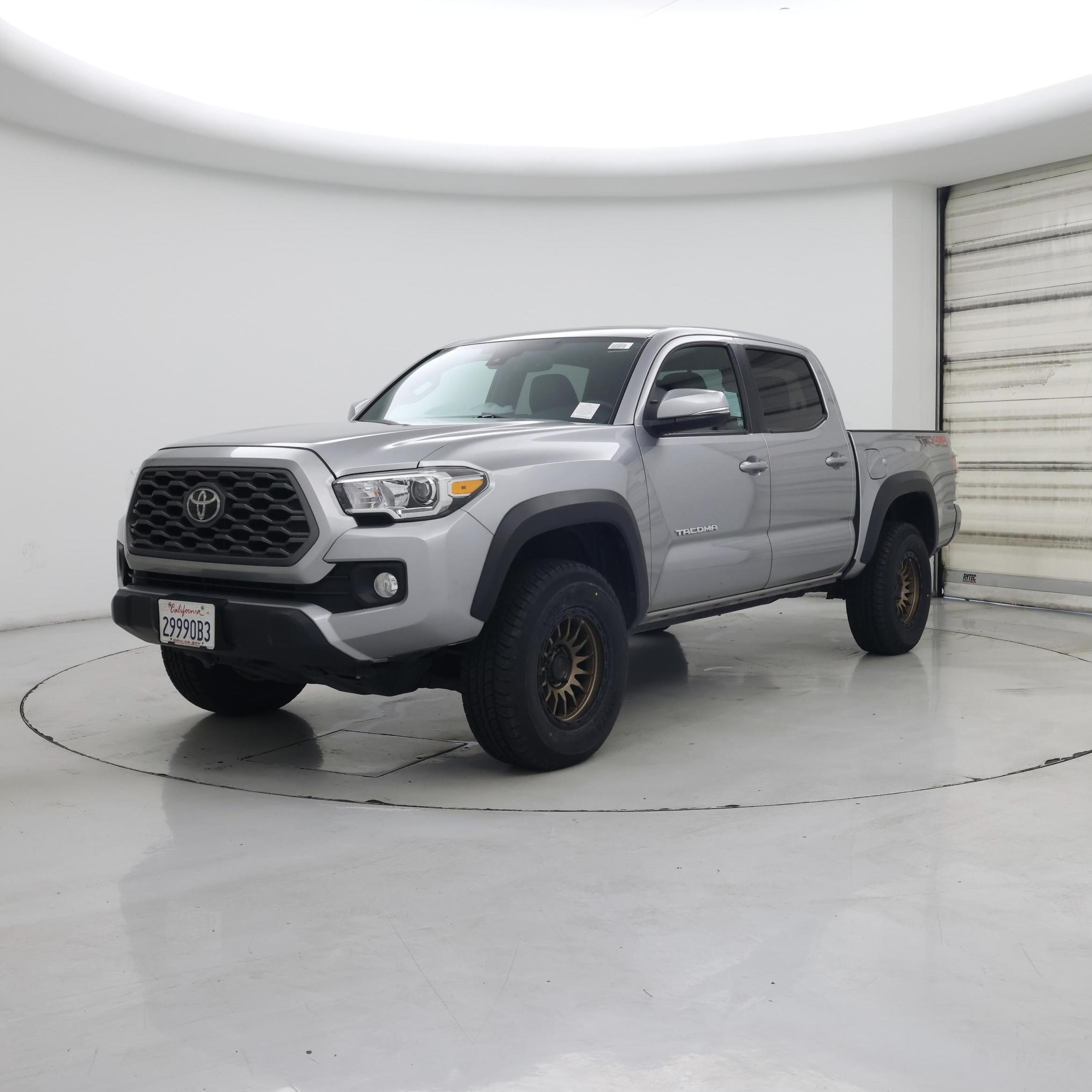 Thumbnail: 2020 Toyota Tacoma - 4