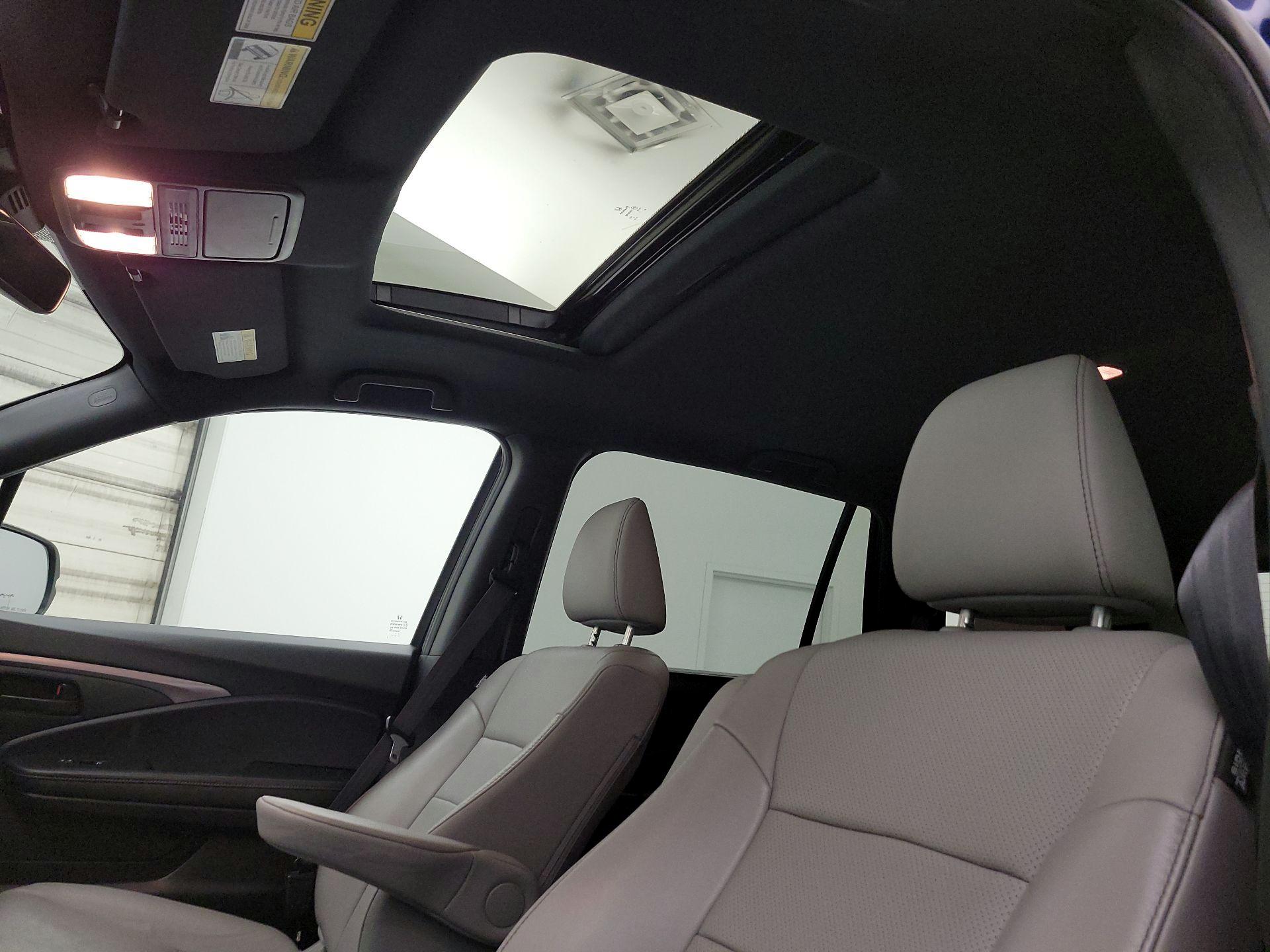 Thumbnail: 2023 Honda Passport - 19