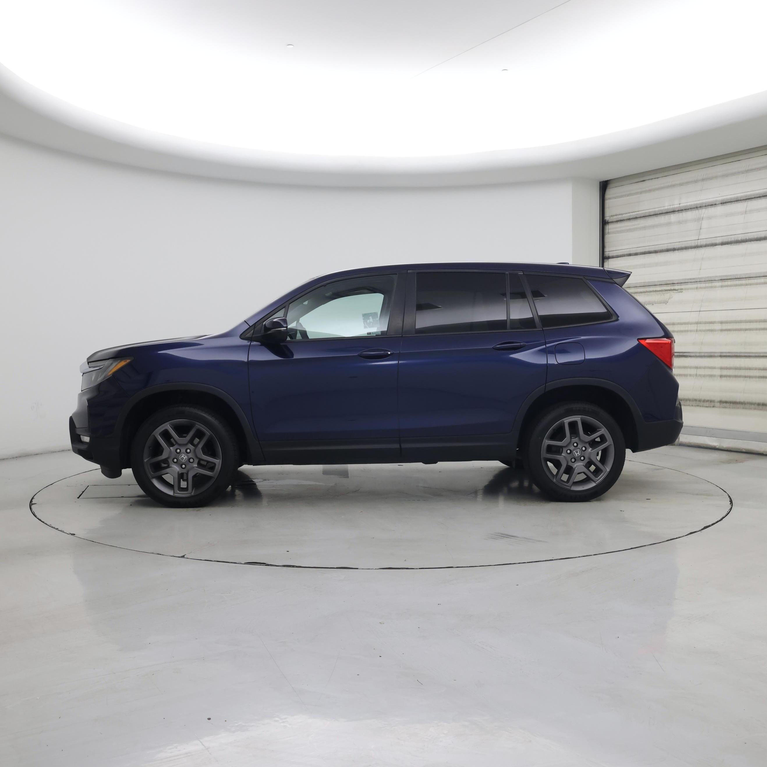 Thumbnail: 2023 Honda Passport - 3