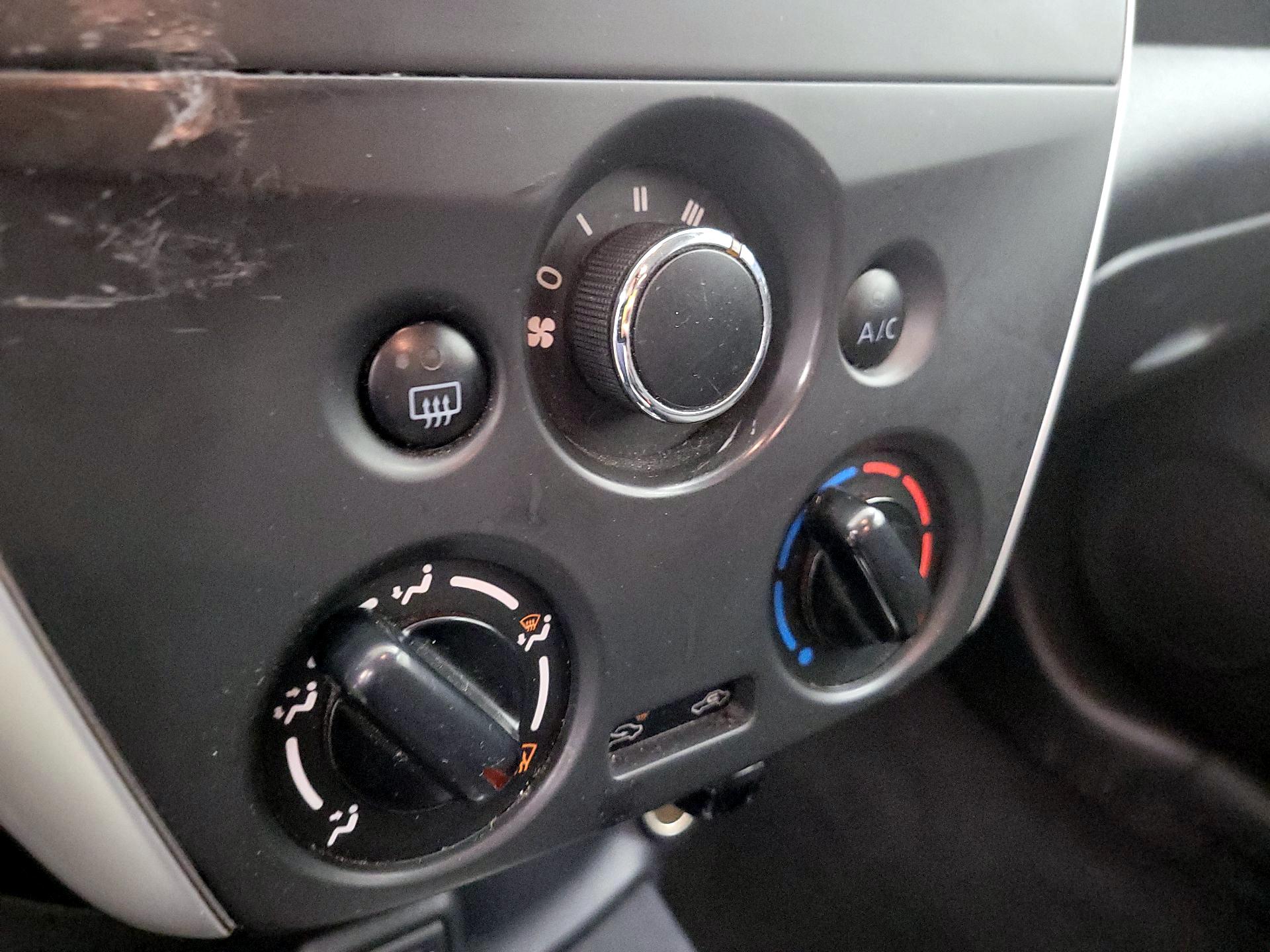 Thumbnail: 2018 Nissan Versa - 15